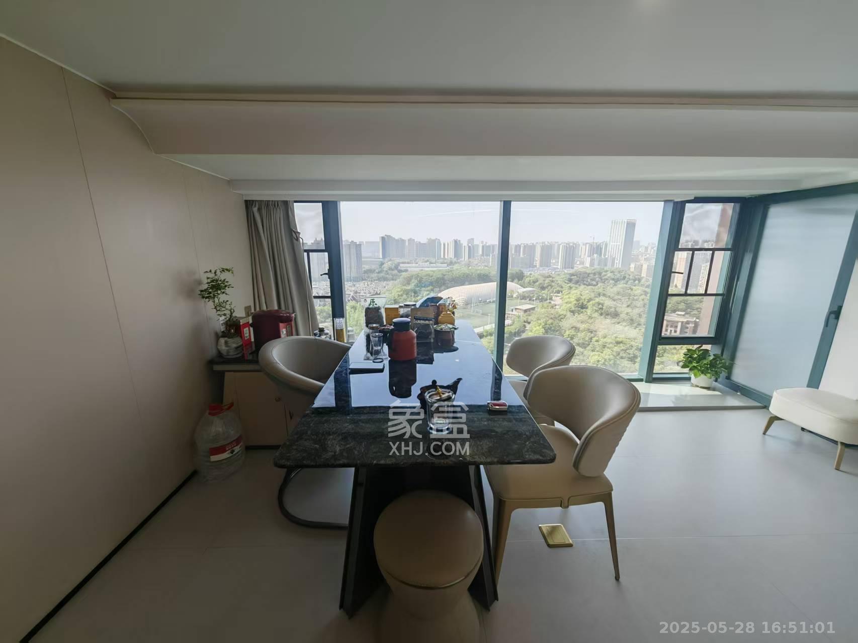 京武浪琴山三期(京武中心) 4室1厅1卫 7000.0元/月 京武浪琴山三期(京武中心) 4室1厅1卫 7000.0元/月室内图