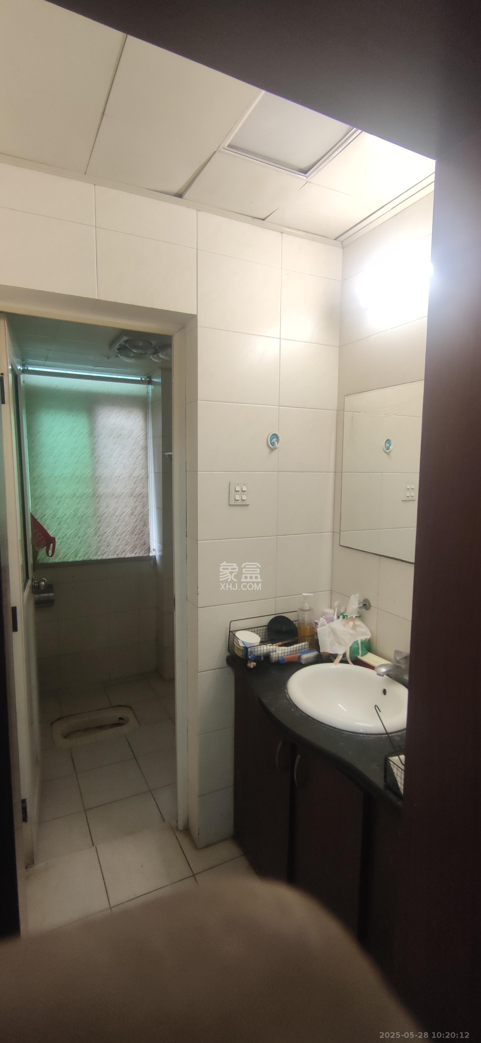 欣安小区  1室1厅1卫   450.00元/月室内图