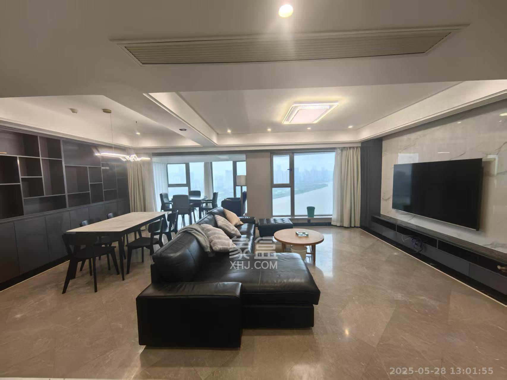 潮宗御苑 4室2厅2卫 9200.0元/月 潮宗御苑 4室2厅2卫 9200.0元/月室内图