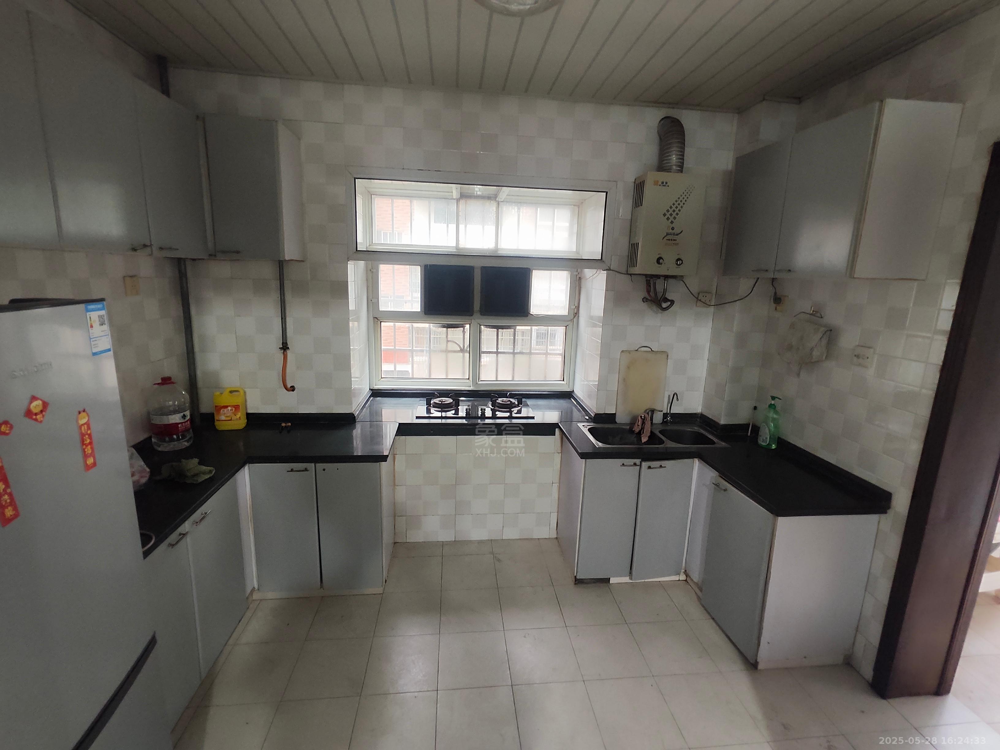 科艺花园 3室2厅1卫 1700.0元/月 科艺花园 3室2厅1卫 1700.0元/月室内图