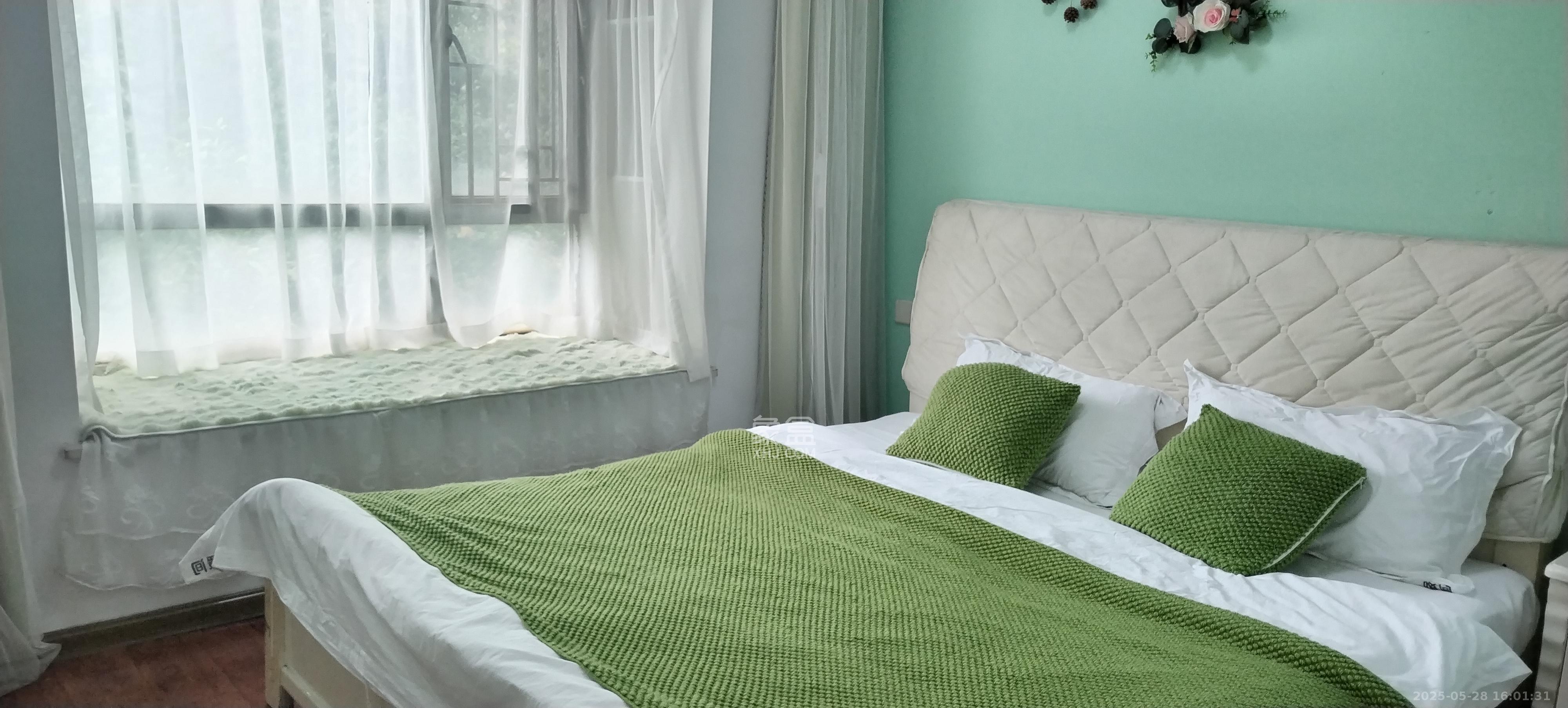 上海城小区 1室1厅1卫 2100.0元/月 上海城小区 1室1厅1卫 2100.0元/月室内图