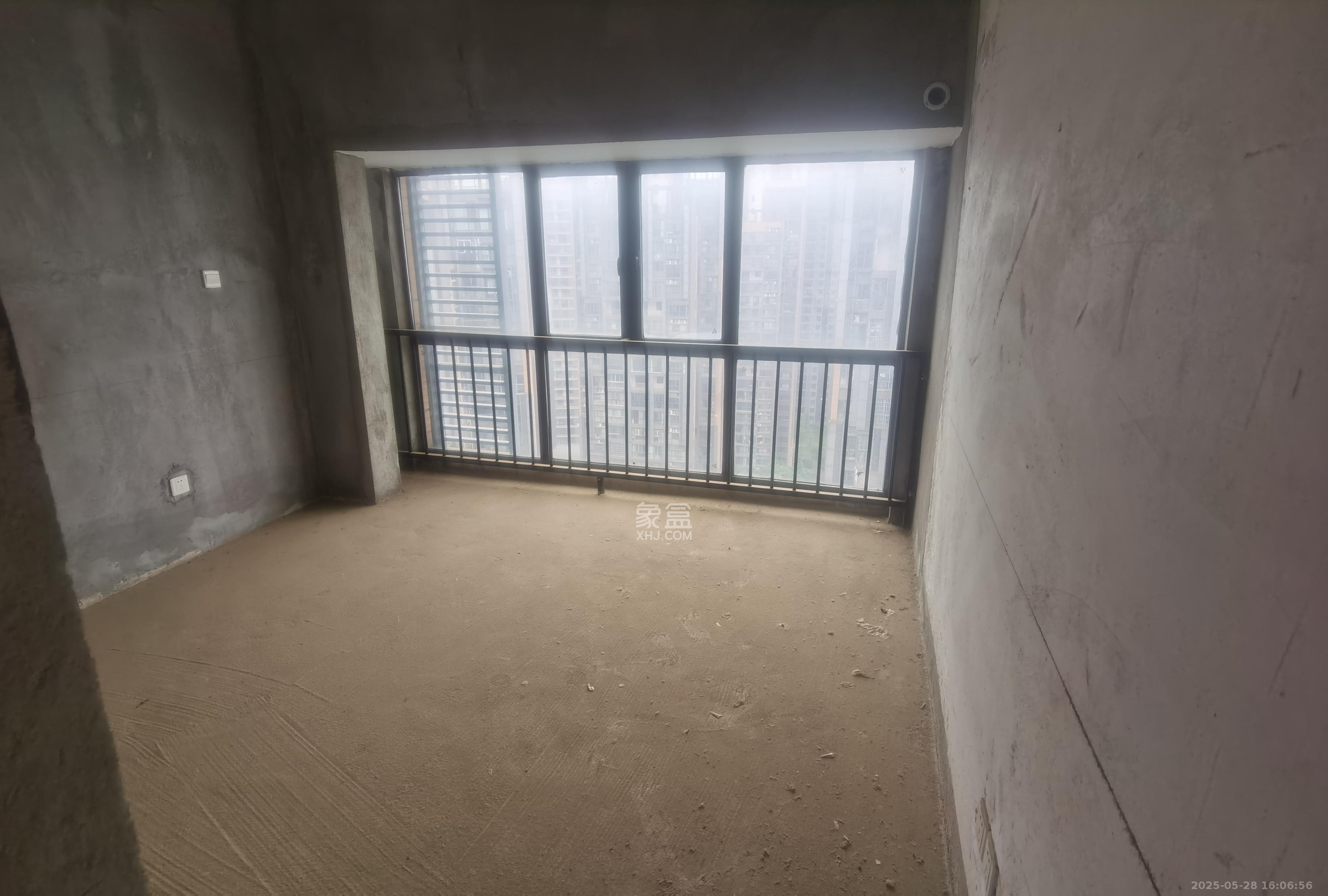 新景未来城  3室2厅2卫   40.80万卧室