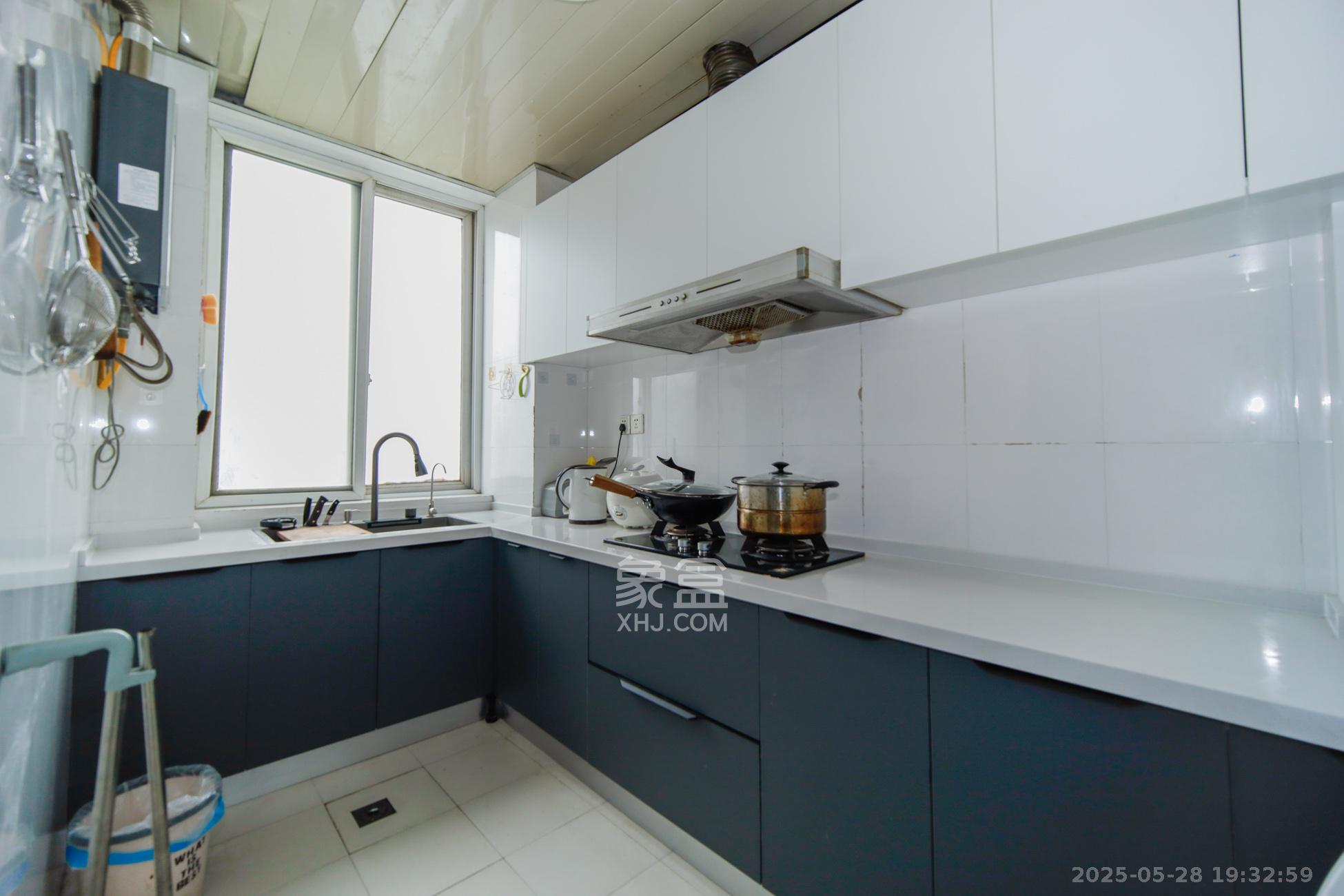 金信阳光在线 2室2厅1卫 60.8万 金信阳光在线 2室2厅1卫 60.8万厨房