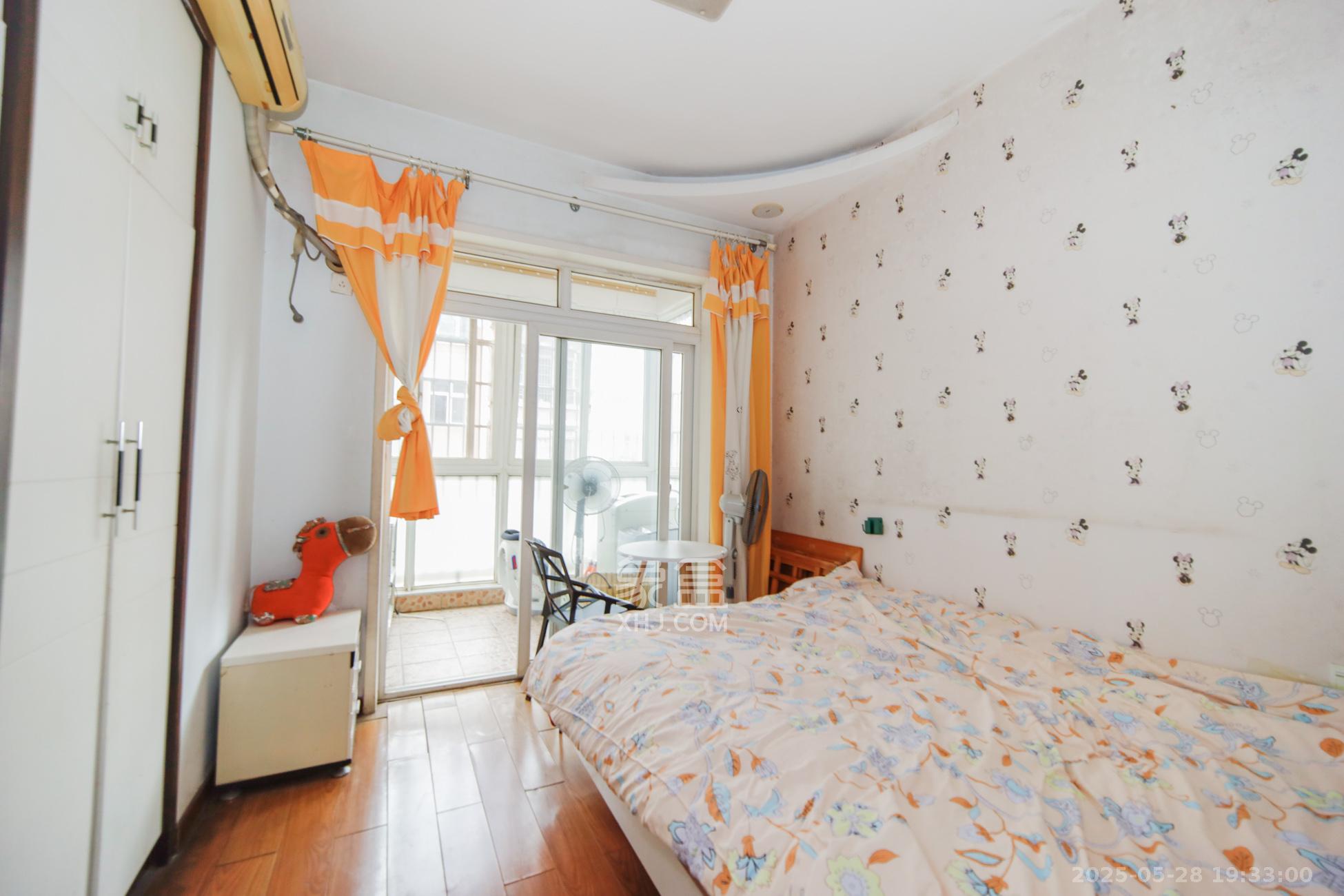 金信阳光在线 2室2厅1卫 60.8万 金信阳光在线 2室2厅1卫 60.8万卧室