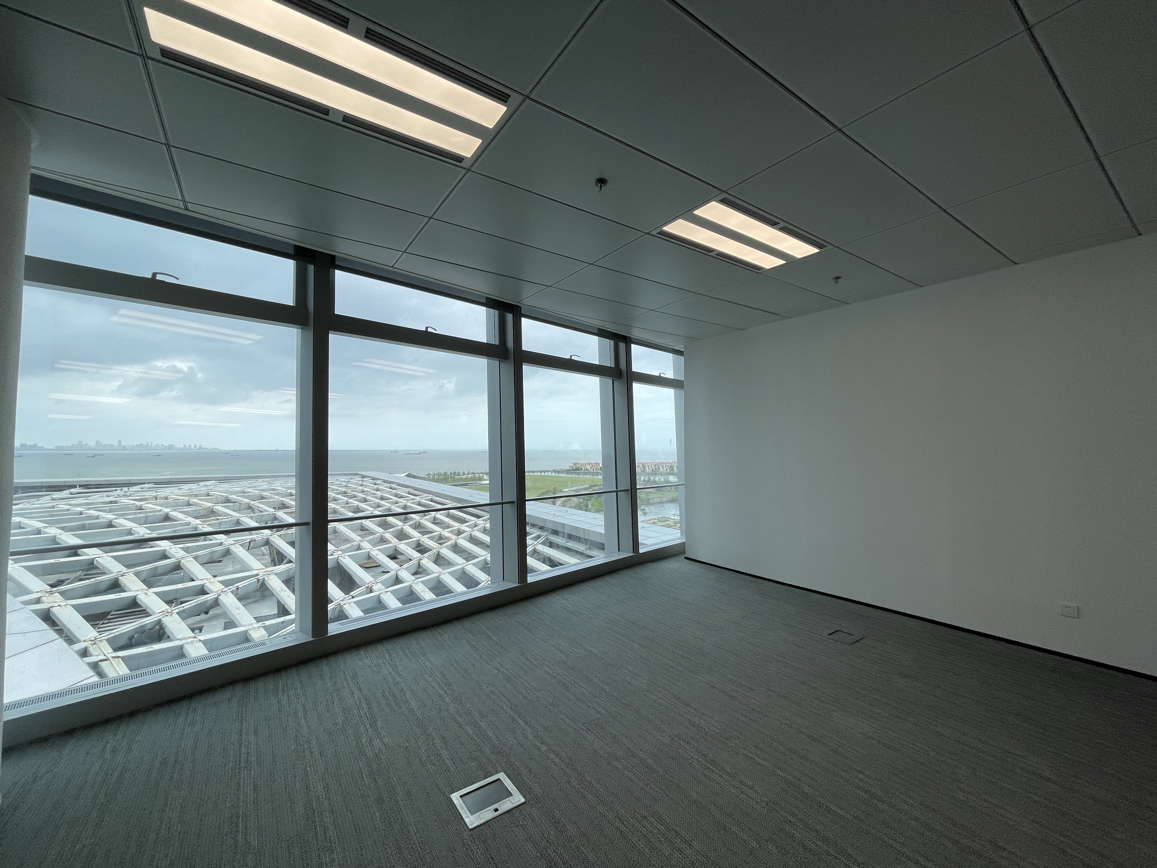 华彩海口湾广场 1室0厅0卫 15000.0元/月 华彩海口湾广场 1室0厅0卫 15000.0元/月室内图