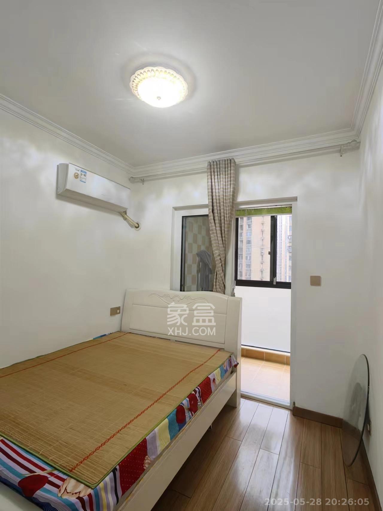 荣盛花语城  1室1厅1卫    2200.0元/月 荣盛花语城  1室1厅1卫    2200.0元/月室内图