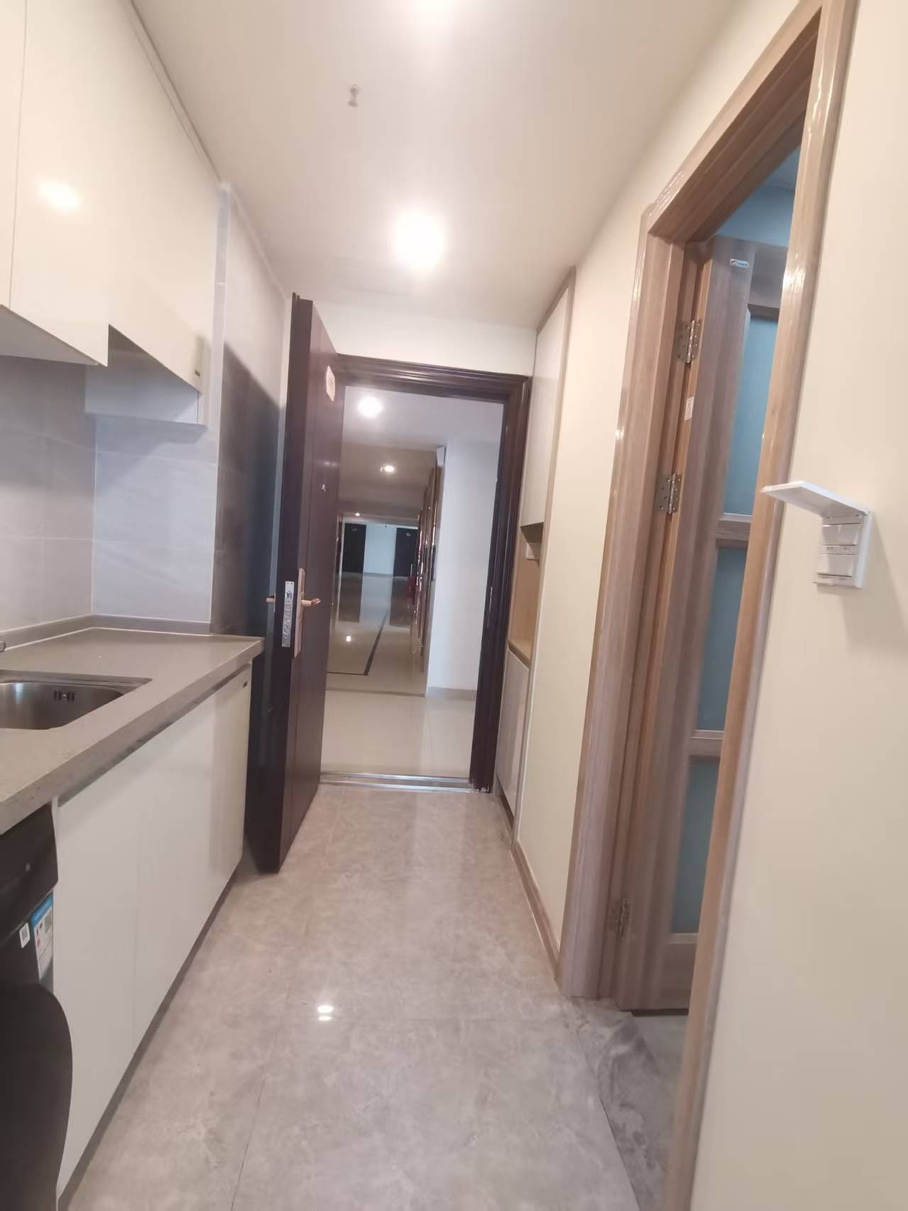 碧桂园壹中心 1室1厅1卫 1000.0元/月 碧桂园壹中心 1室1厅1卫 1000.0元/月室内图