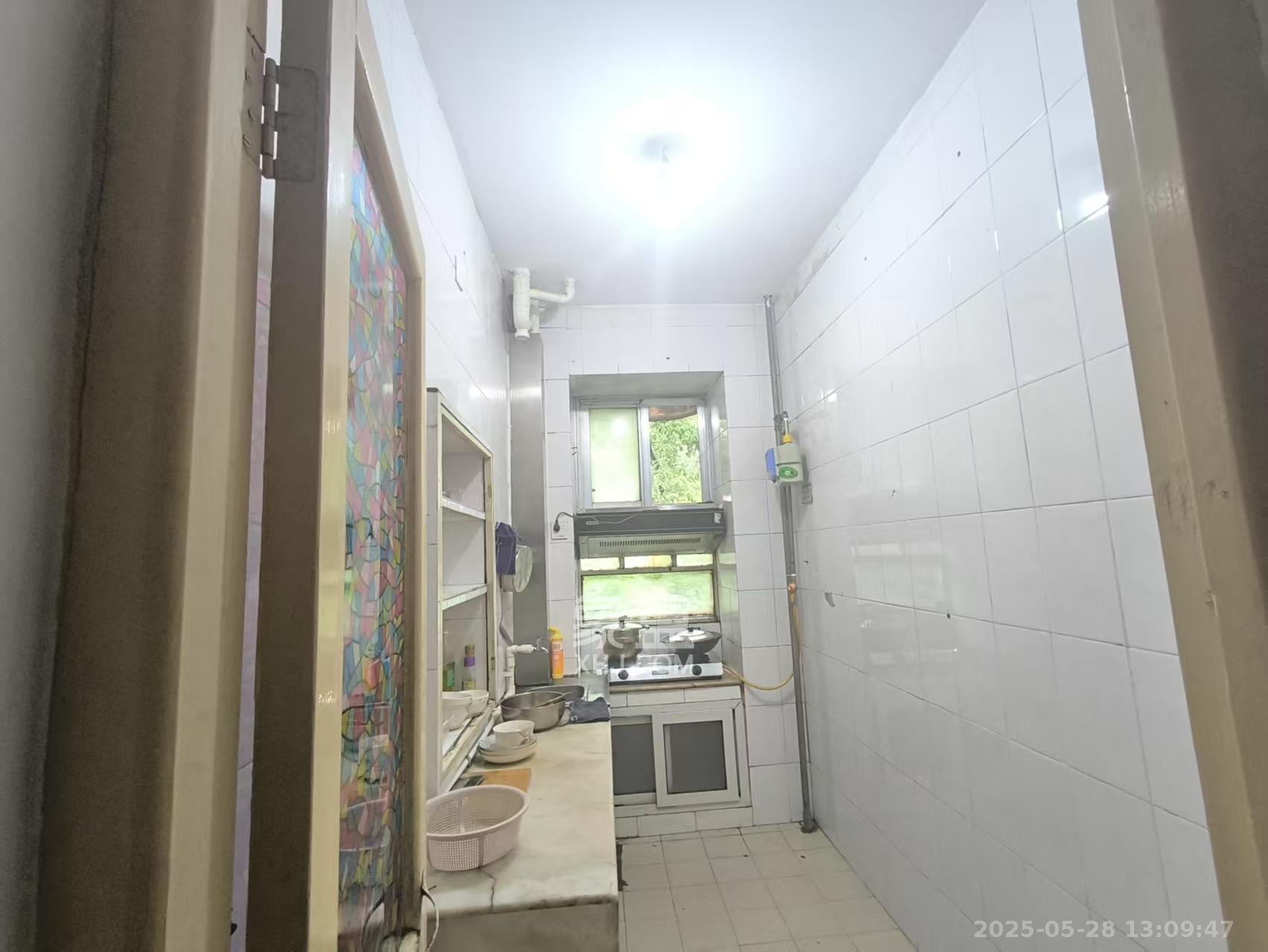 湖南省体育局单位宿舍(省体总会宿舍)  3室2厅1卫    2500.0元/月 湖南省体育局单位宿舍(省体总会宿舍)  3室2厅1卫    2500.0元/月室内图