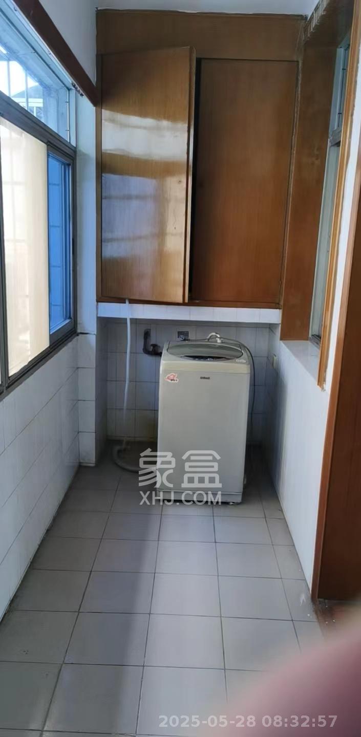 幸福家园(广福家园) 2室2厅1卫 1300.0元/月 幸福家园(广福家园) 2室2厅1卫 1300.0元/月室内图