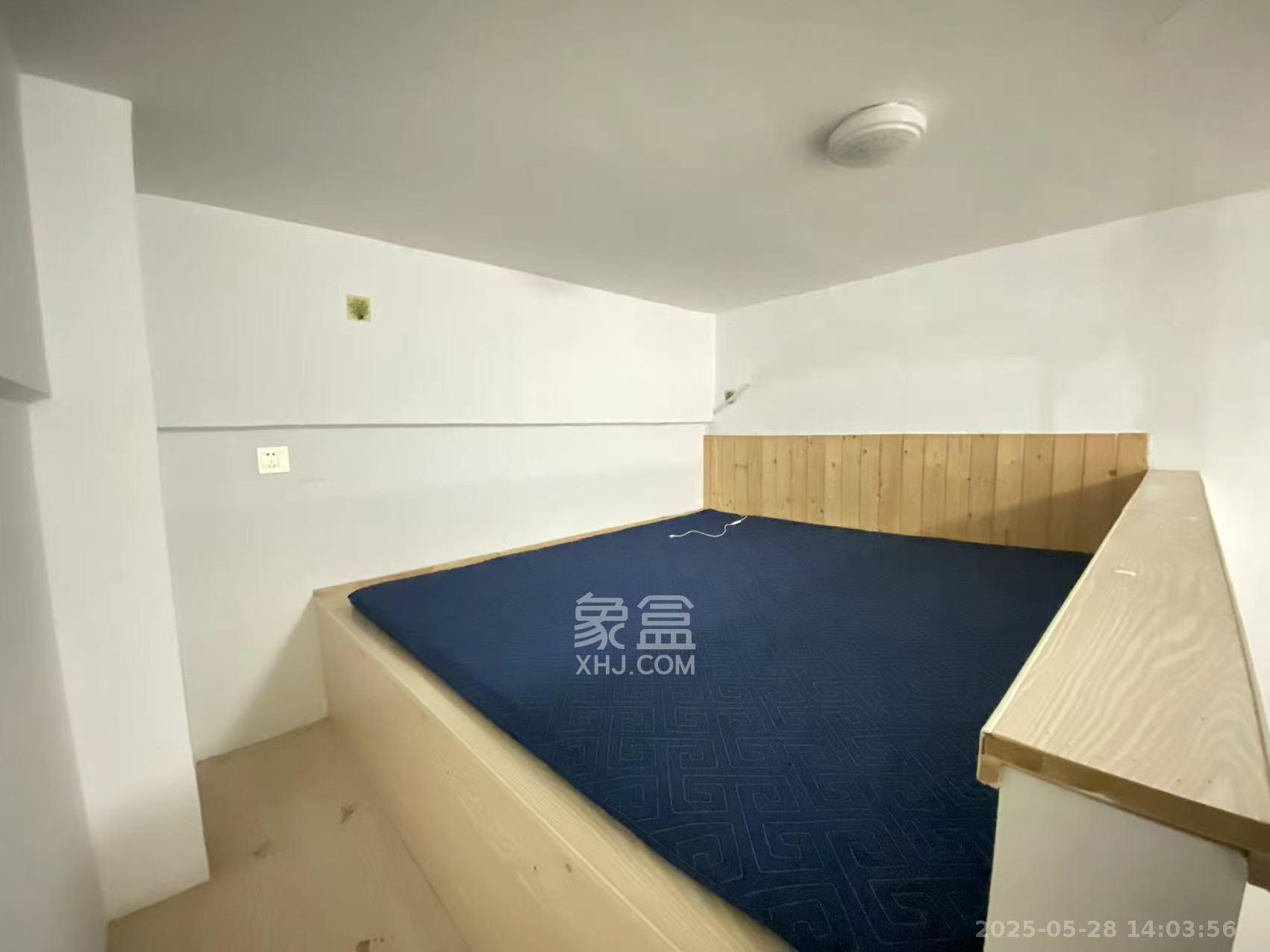 湖湾世景  1室1厅1卫   1400.00元/月室内图