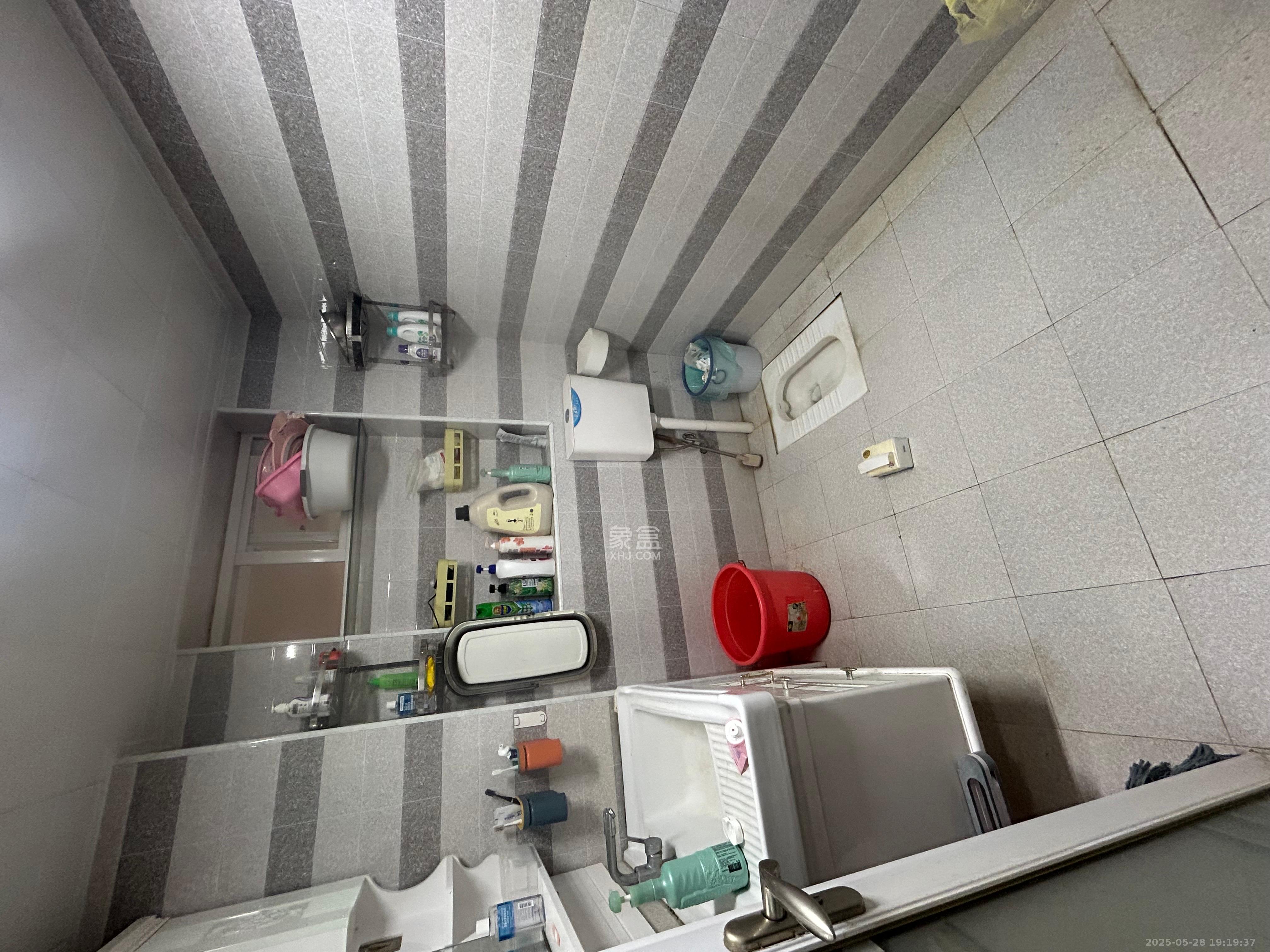 怡海星城 3室2厅1卫 1750.0元/月 怡海星城 3室2厅1卫 1750.0元/月室内图