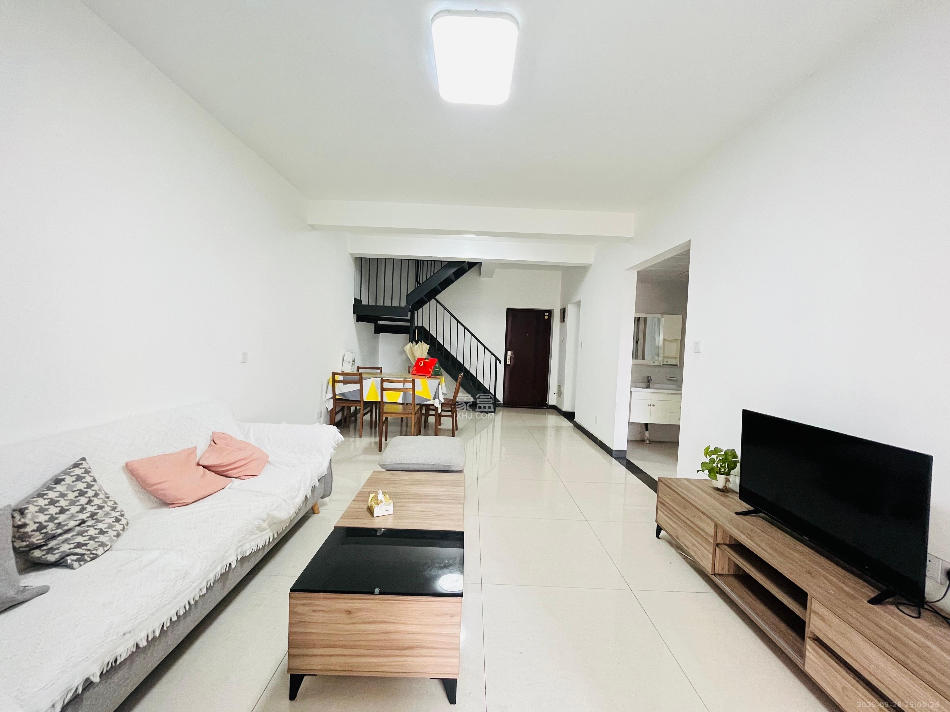 保利麓谷林语E区 4室2厅2卫 1000.0元/月 保利麓谷林语E区 4室2厅2卫 1000.0元/月室内图