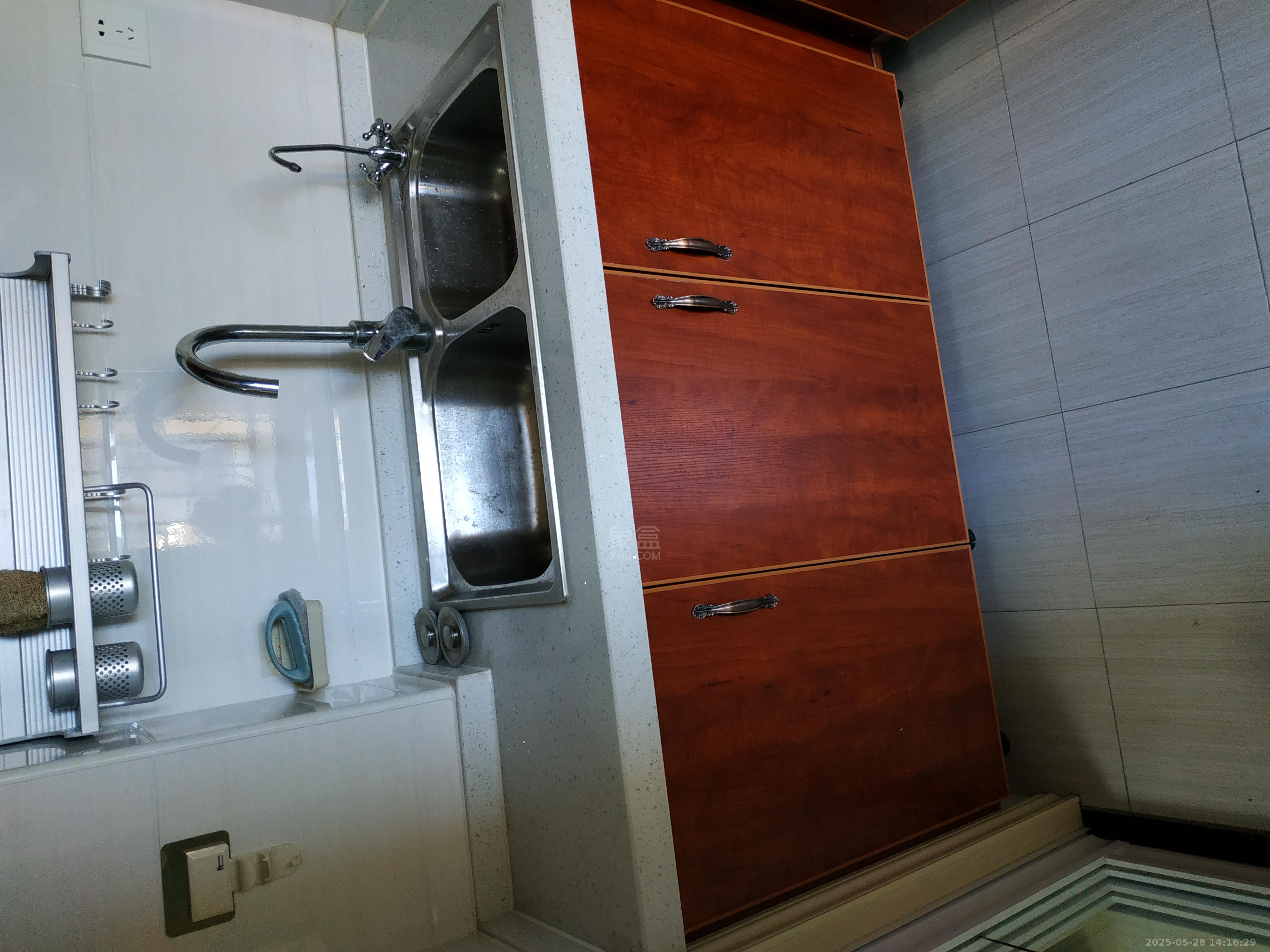 武广国际学苑 2室1厅1卫 2200.0元/月 武广国际学苑 2室1厅1卫 2200.0元/月室内图