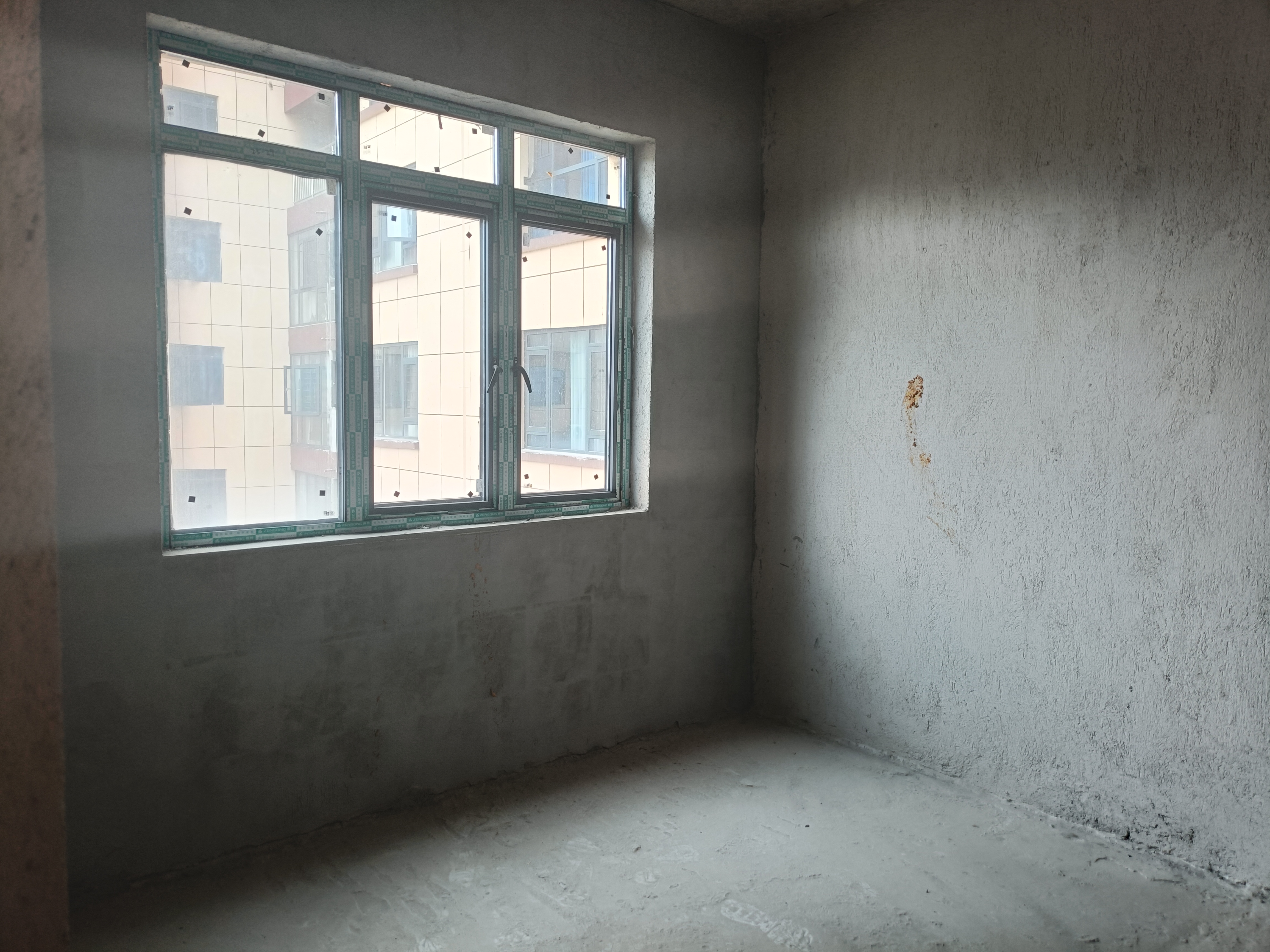 吉星佳苑 4室2厅2卫 69.8万 吉星佳苑 4室2厅2卫 69.8万客厅