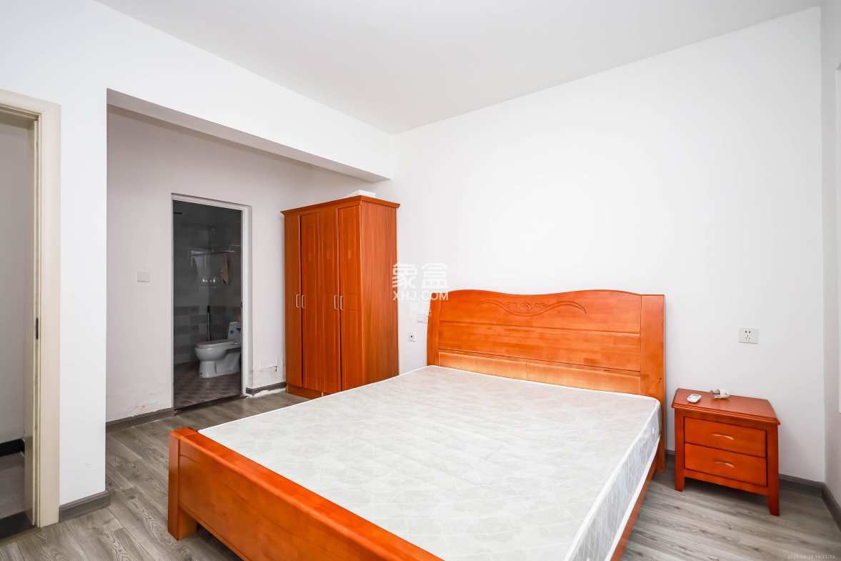 金科世界城  3室1厅1卫    78.8万 金科世界城  3室1厅1卫    78.8万卧室