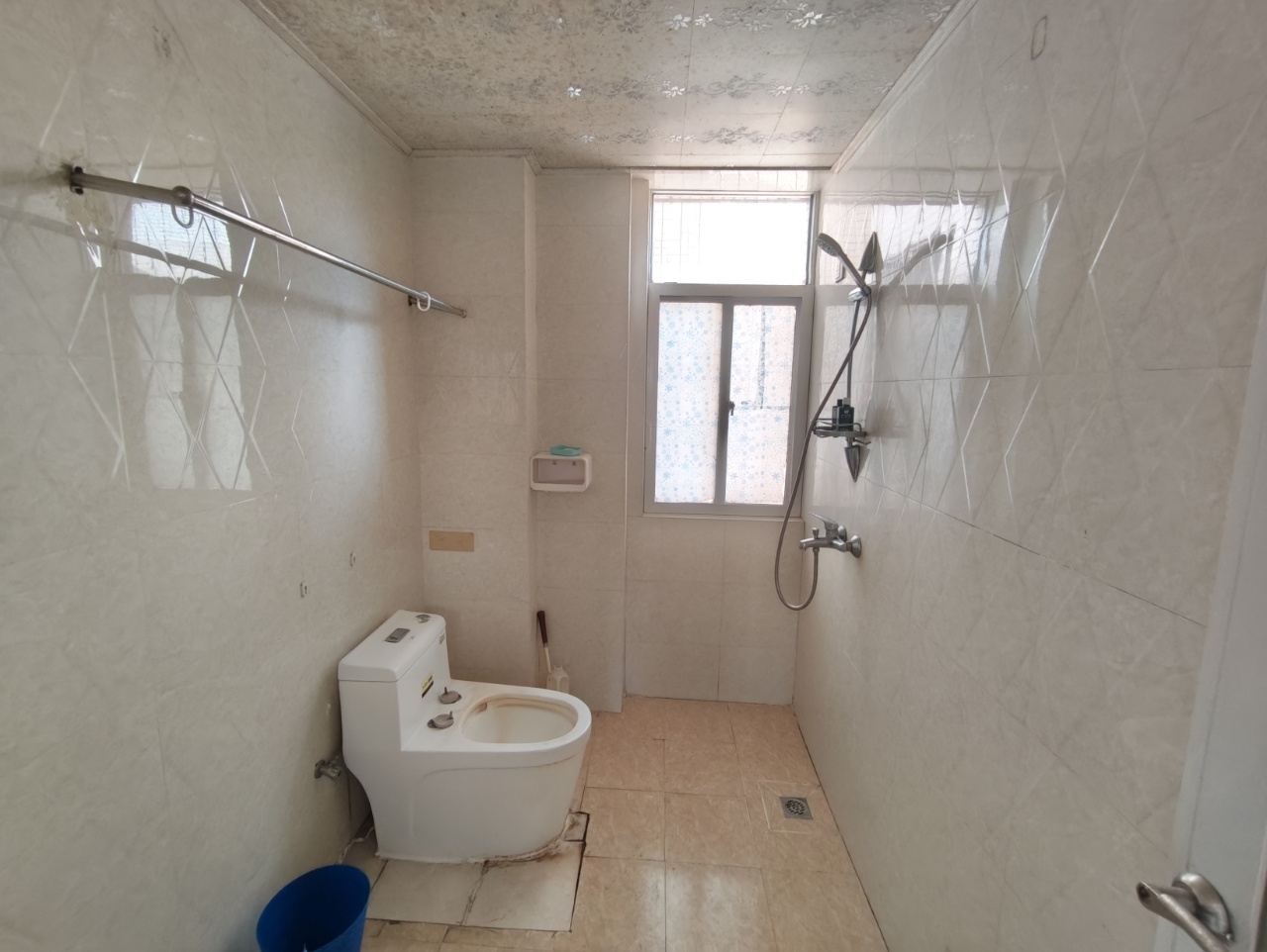 宝源花园 3室2厅1卫 140.0万 宝源花园 3室2厅1卫 140.0万室内图