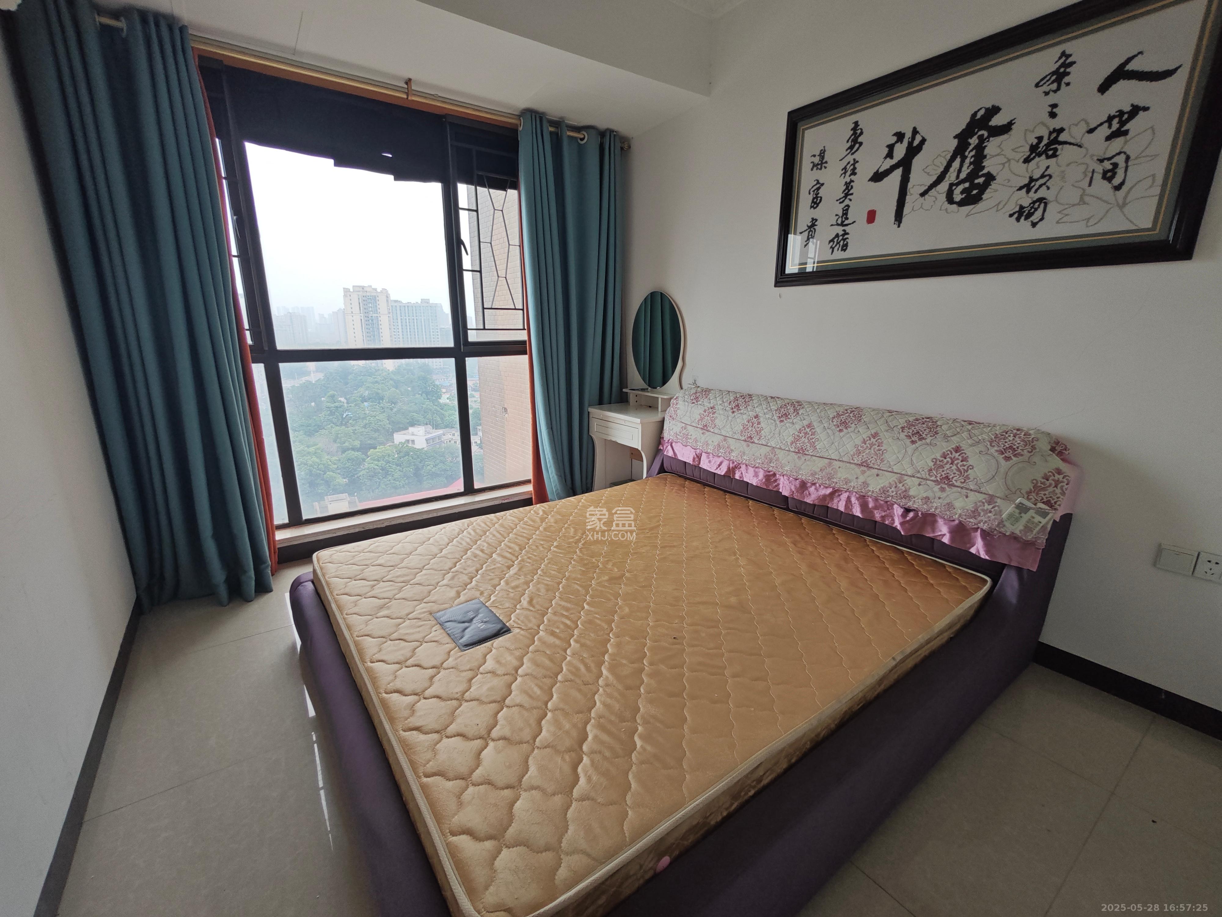 红公馆（前程丽景大厦）  1室2厅1卫   2000.00元/月室内图