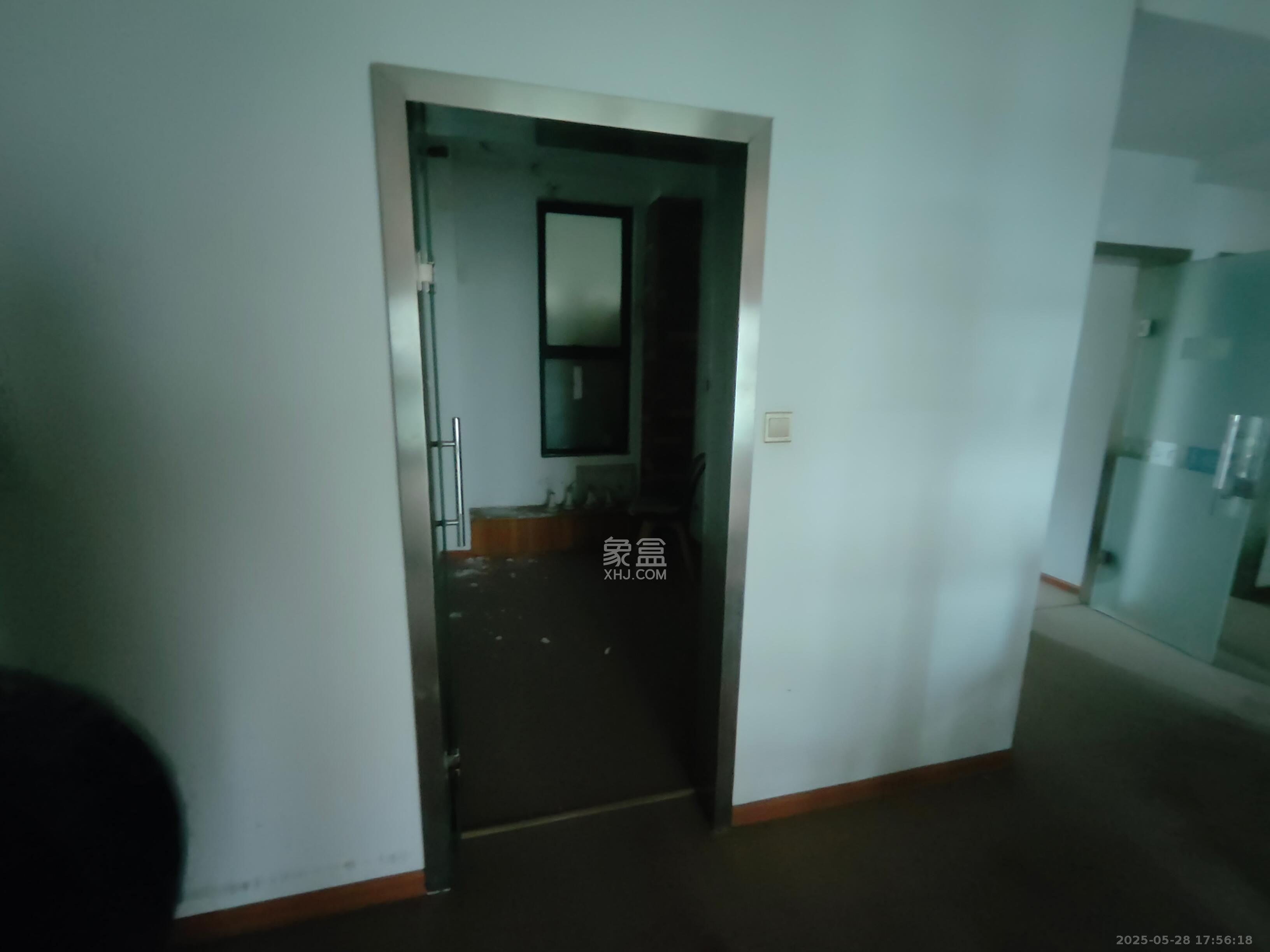 郡原广场 5室2厅2卫 5000.0元/月 郡原广场 5室2厅2卫 5000.0元/月室内图