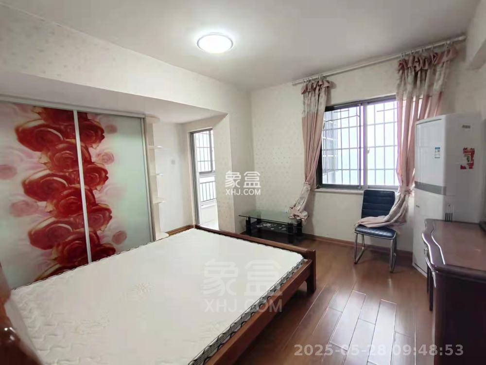 文化园三期  2室2厅1卫   1200.00元/月室内图
