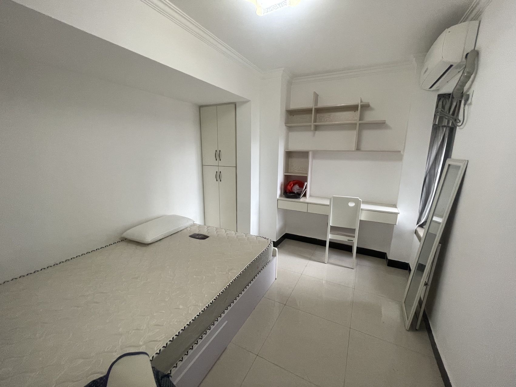 高盛澧园一二期 1室0厅0卫 1600.0元/月 高盛澧园一二期 1室0厅0卫 1600.0元/月室内图