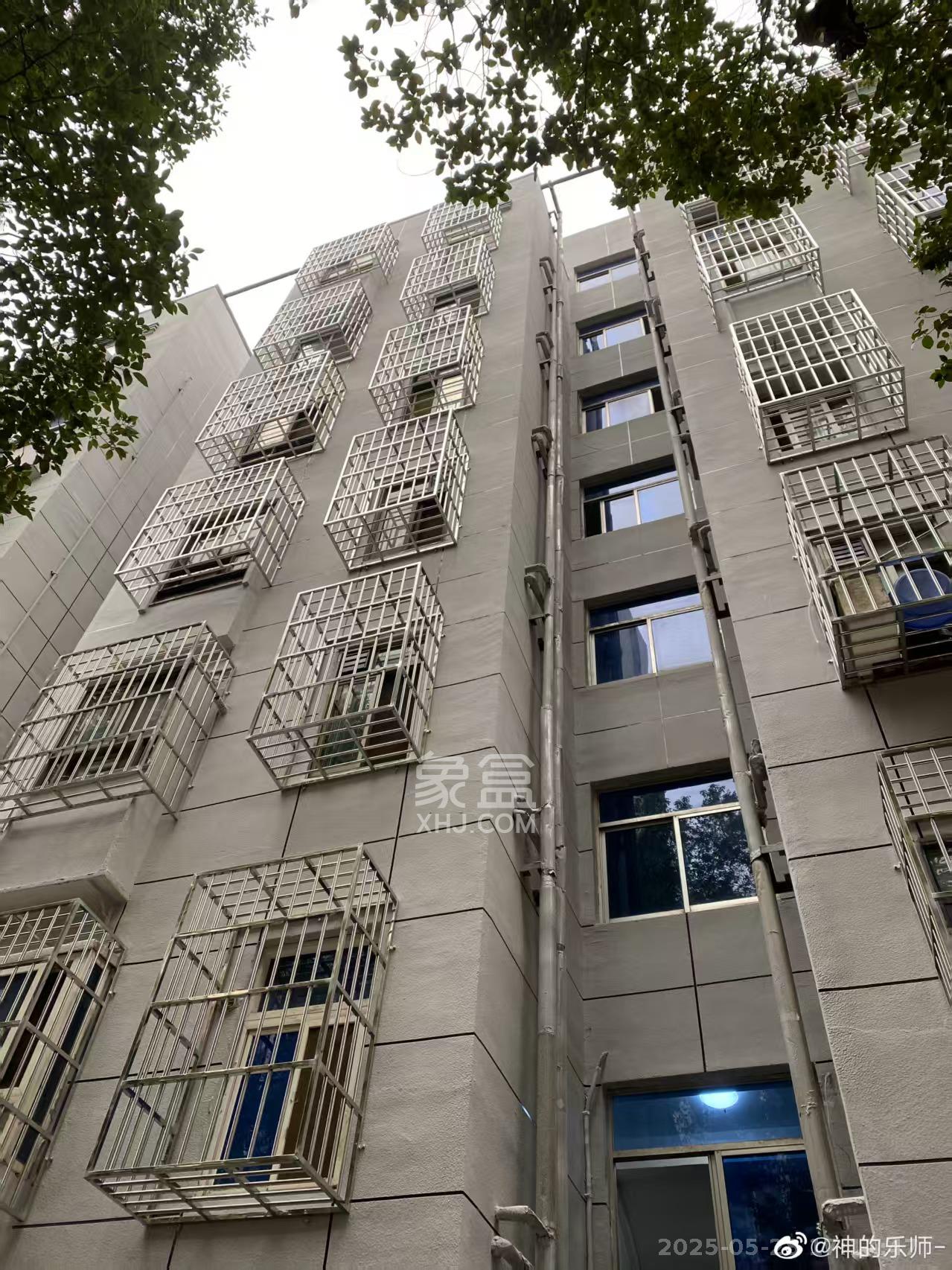 省人大常委会宿舍  2室2厅1卫   3400.00元/月室内图