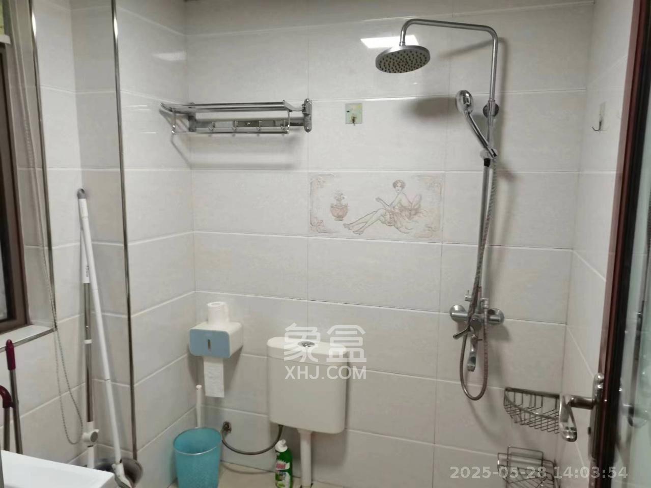 德庆水韵山城  2室2厅1卫   1800.00元/月室内图