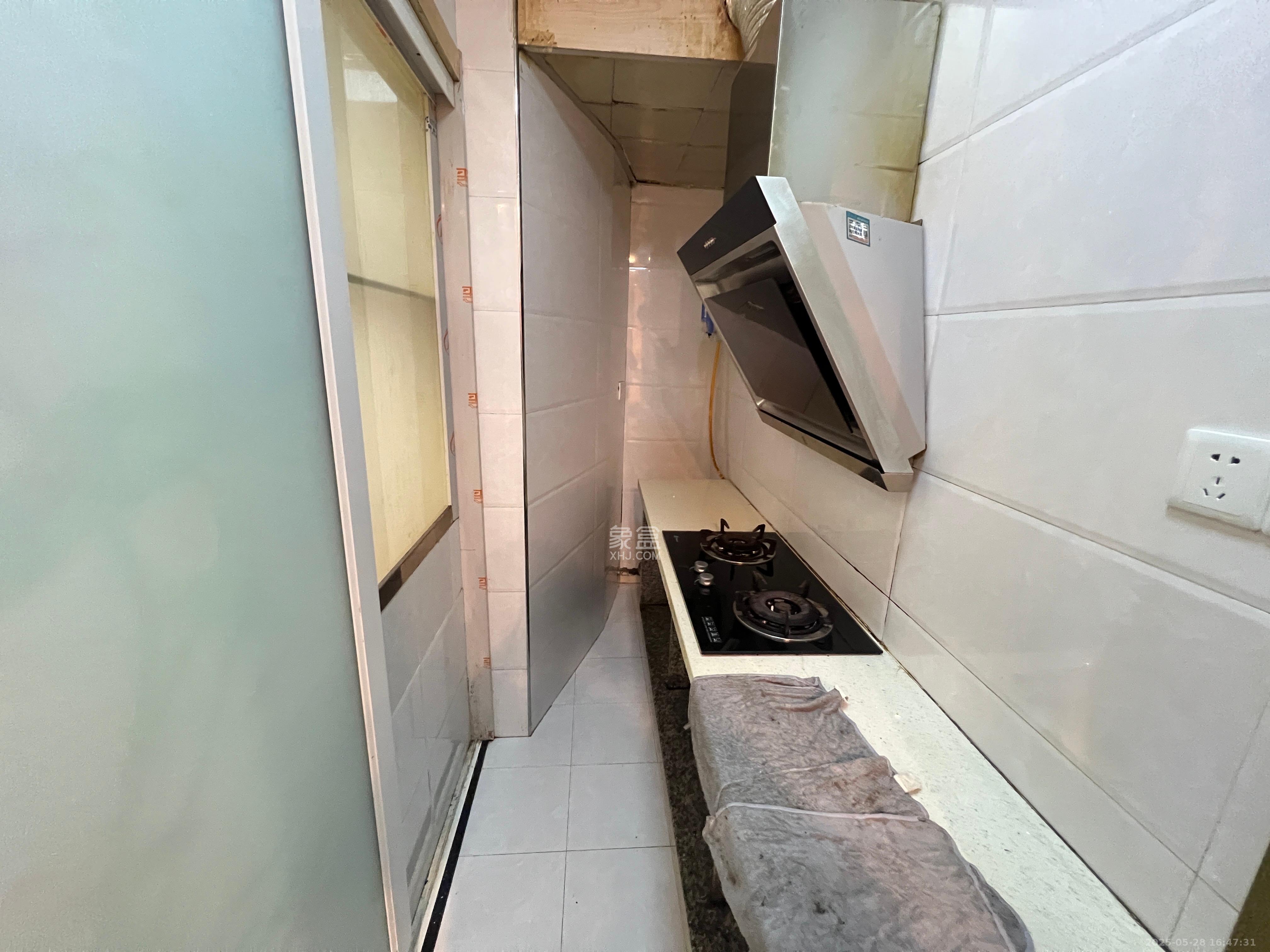 红树湾  1室1厅1卫   1200.00元/月室内图