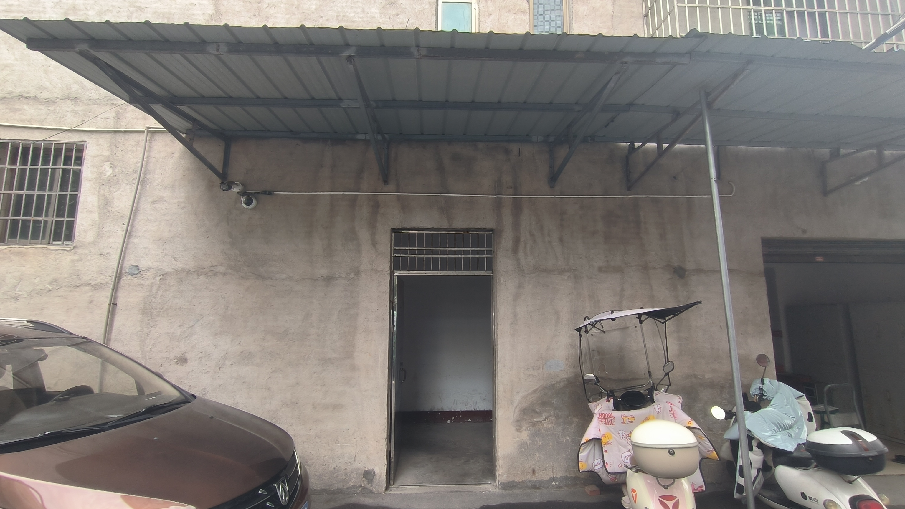 立新一小区  1室0厅0卫   700.00元/月室内图
