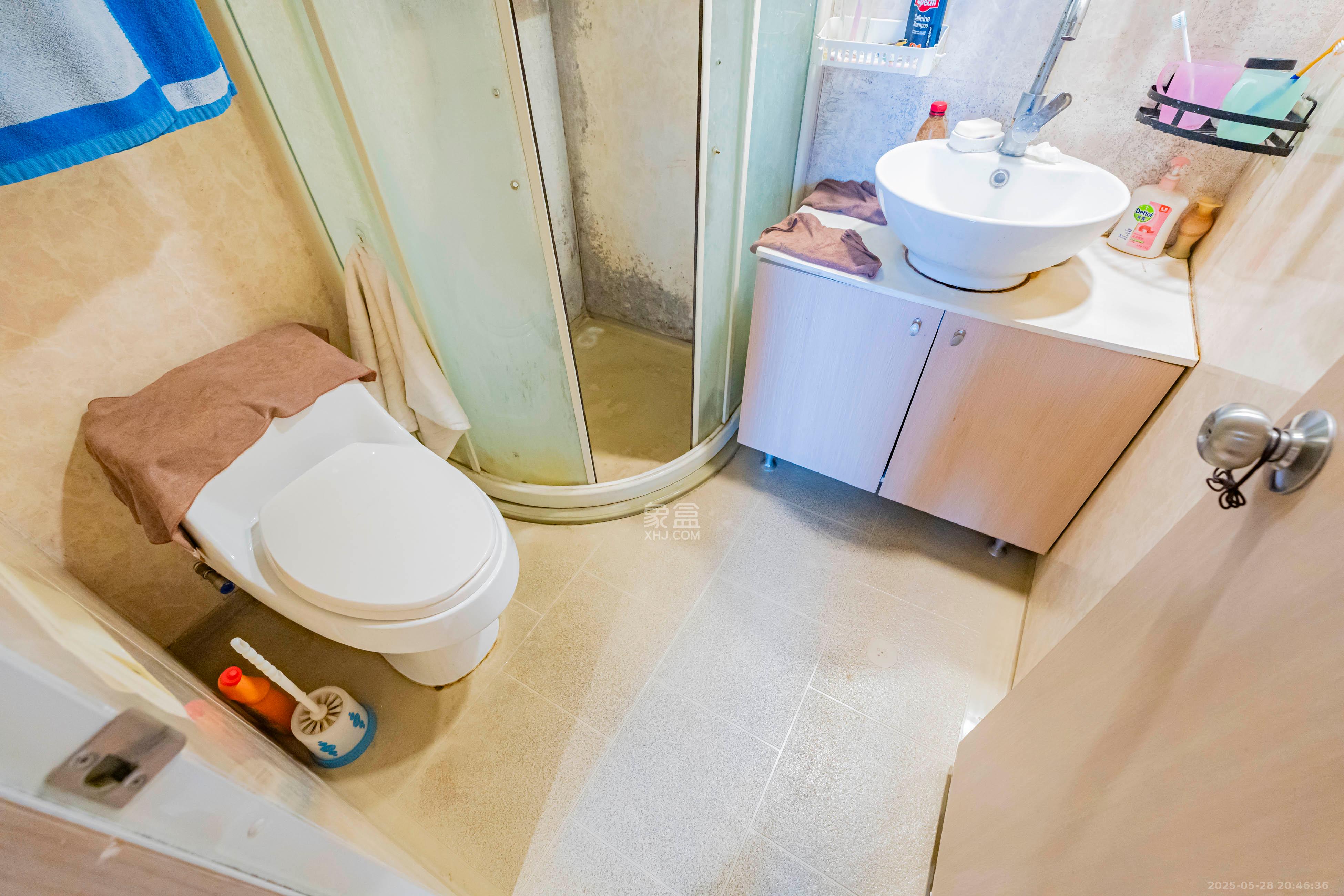 盛世美居荷园 3室2厅2卫 106.0万 盛世美居荷园 3室2厅2卫 106.0万卫生间