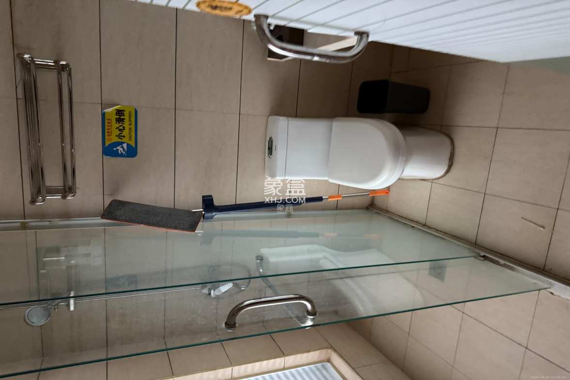 尚都花园城  1室1厅1卫    1000.0元/月 尚都花园城  1室1厅1卫    1000.0元/月室内图