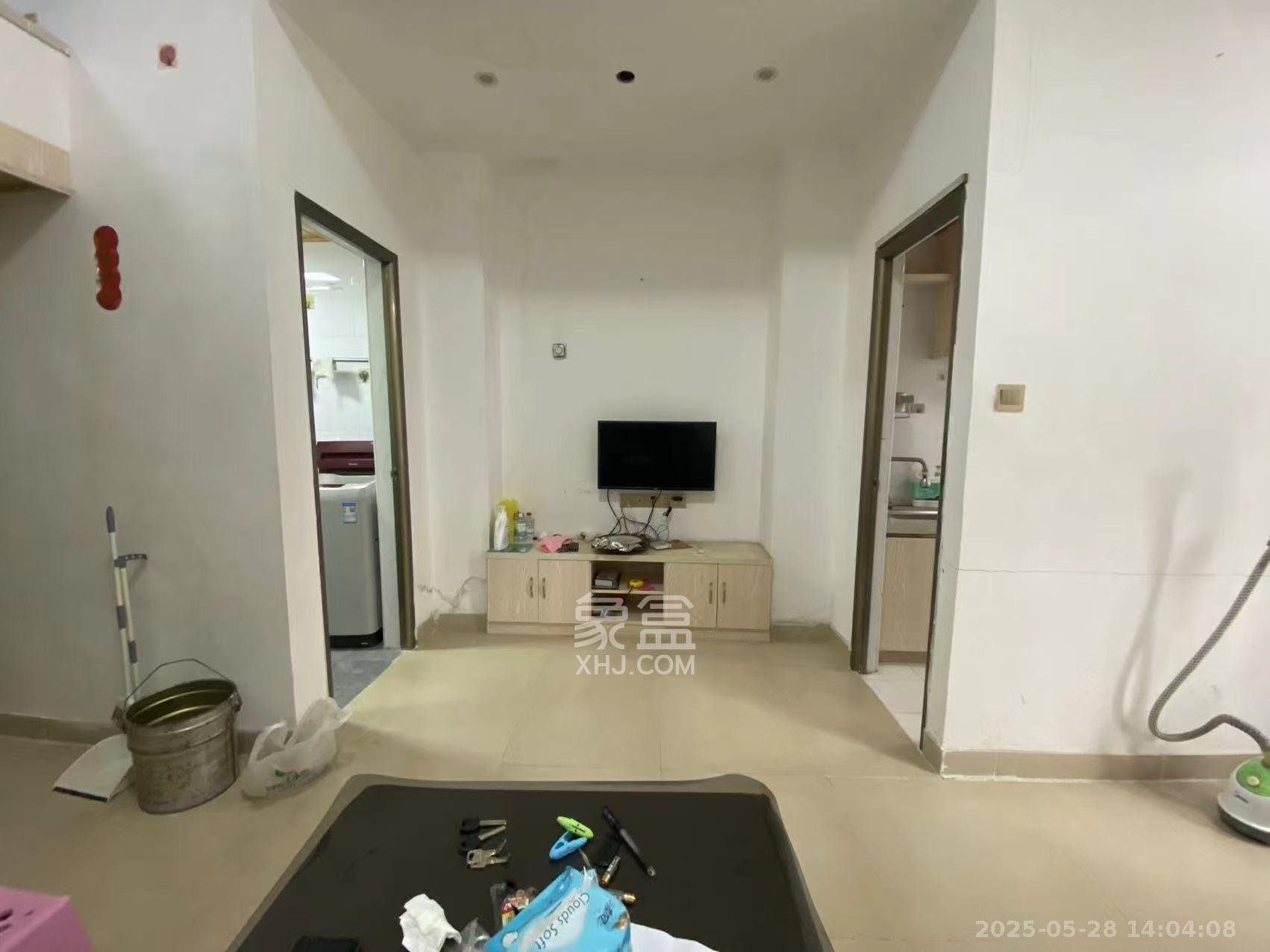 湖湾世景  1室1厅1卫   1400.00元/月室内图