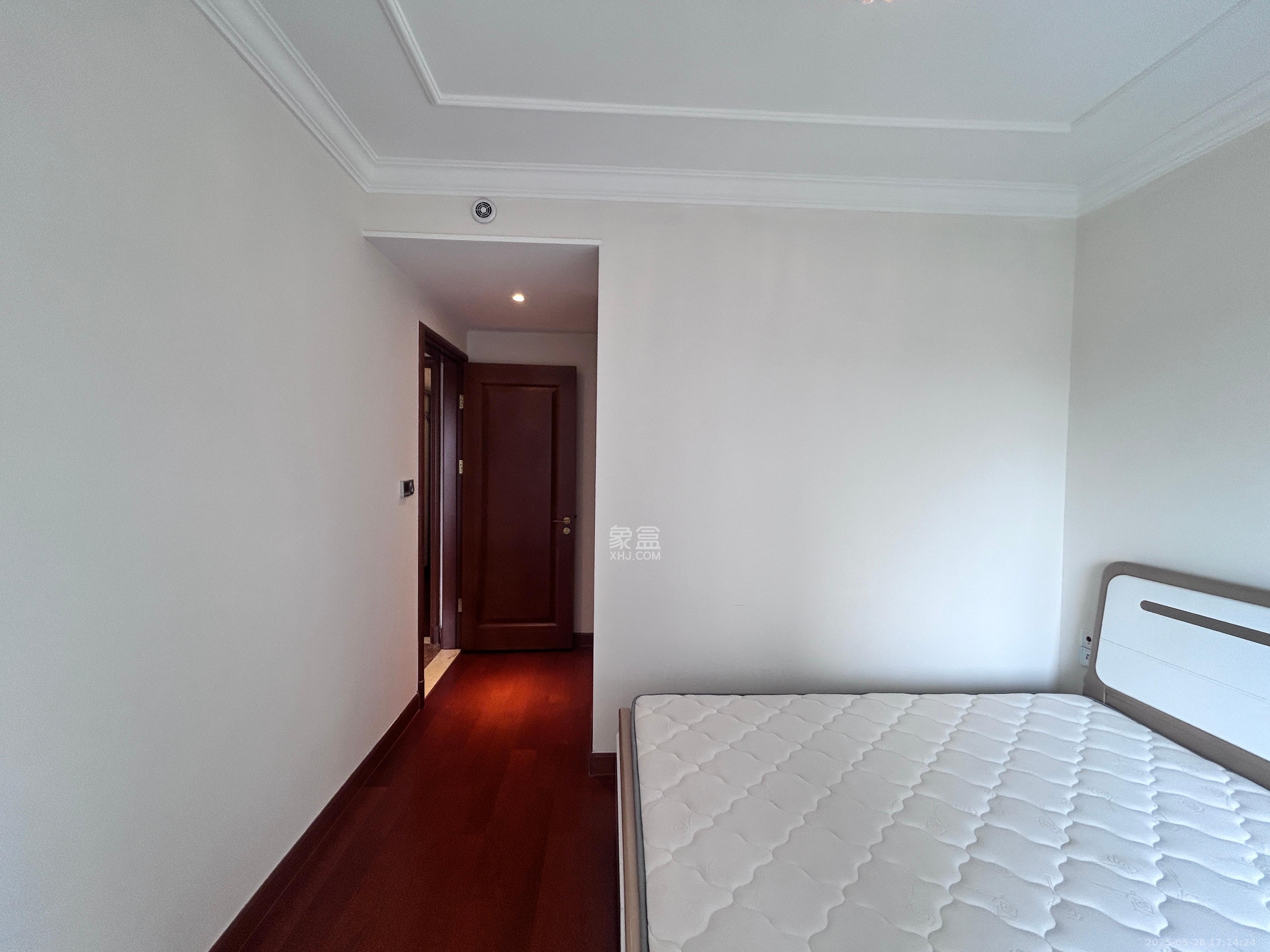 恒大文化旅游城C区 1室0厅0卫 2000.0元/月 恒大文化旅游城C区 1室0厅0卫 2000.0元/月室内图