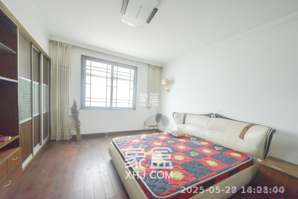 名都花园  7室2厅3卫    6000.0元/月 名都花园  7室2厅3卫    6000.0元/月室内图