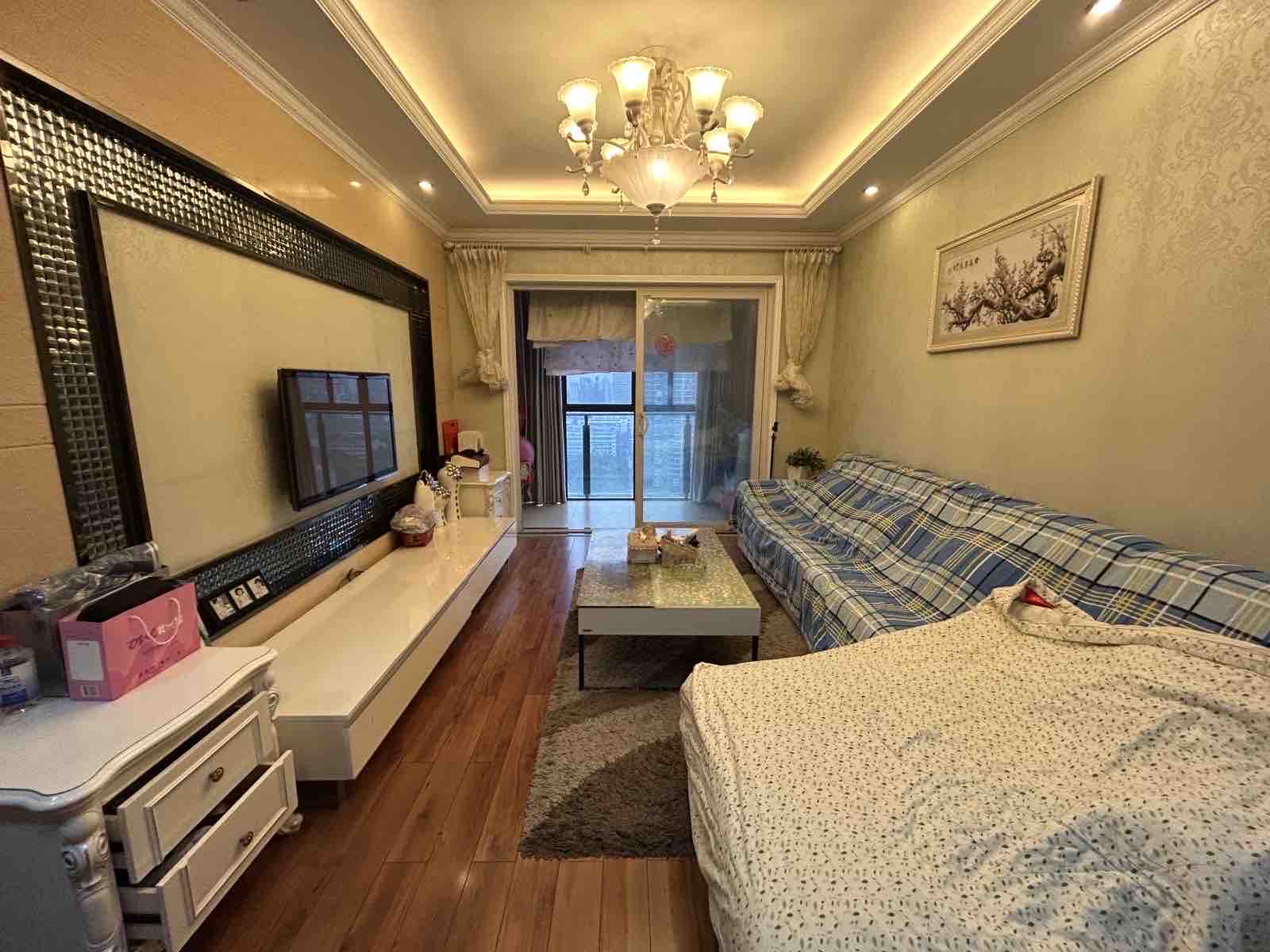 新华名筑  2室0厅0卫   1800.00元/月