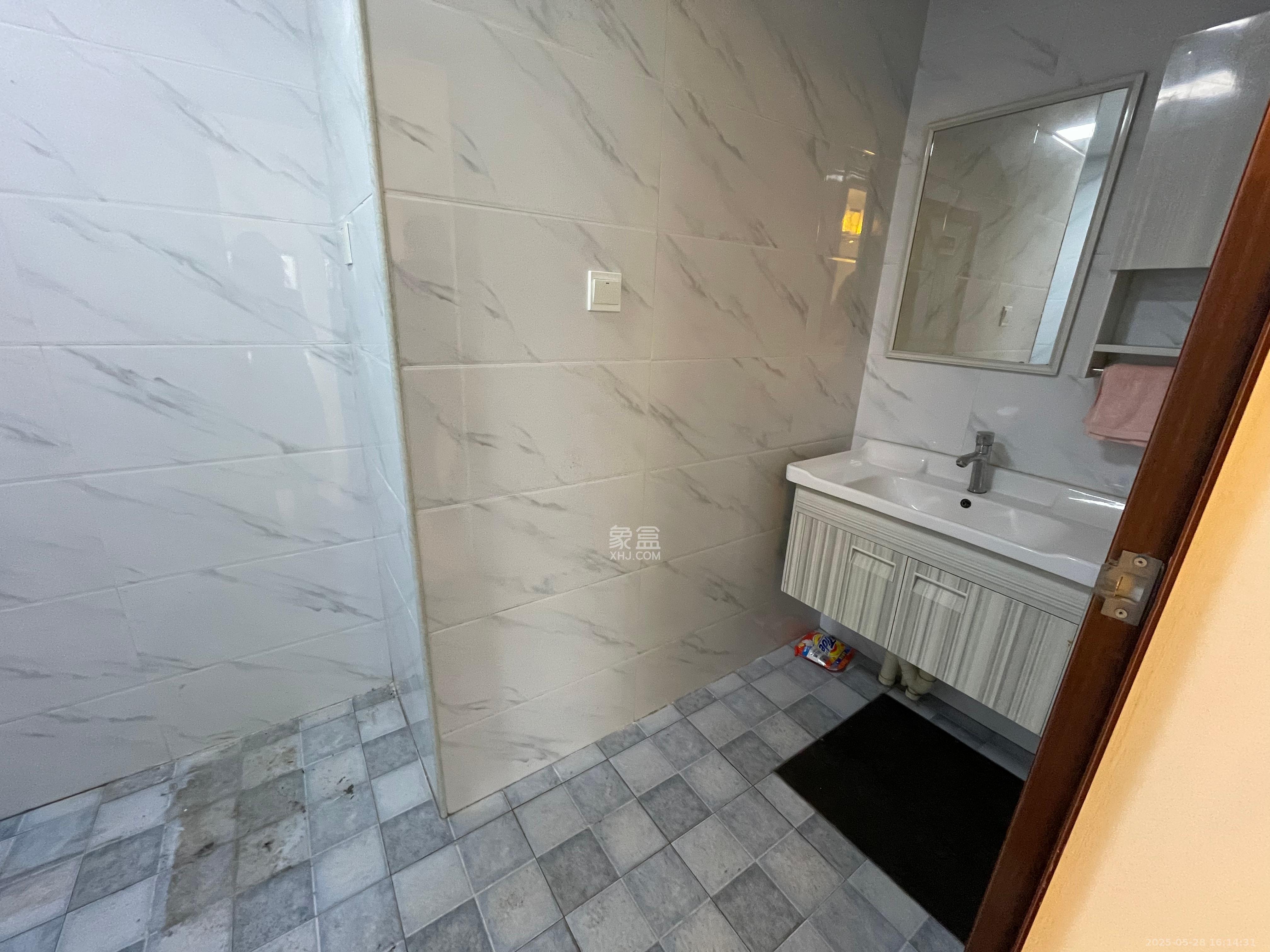 北辰定江洋  4室2厅3卫    8000.0元/月 北辰定江洋  4室2厅3卫    8000.0元/月