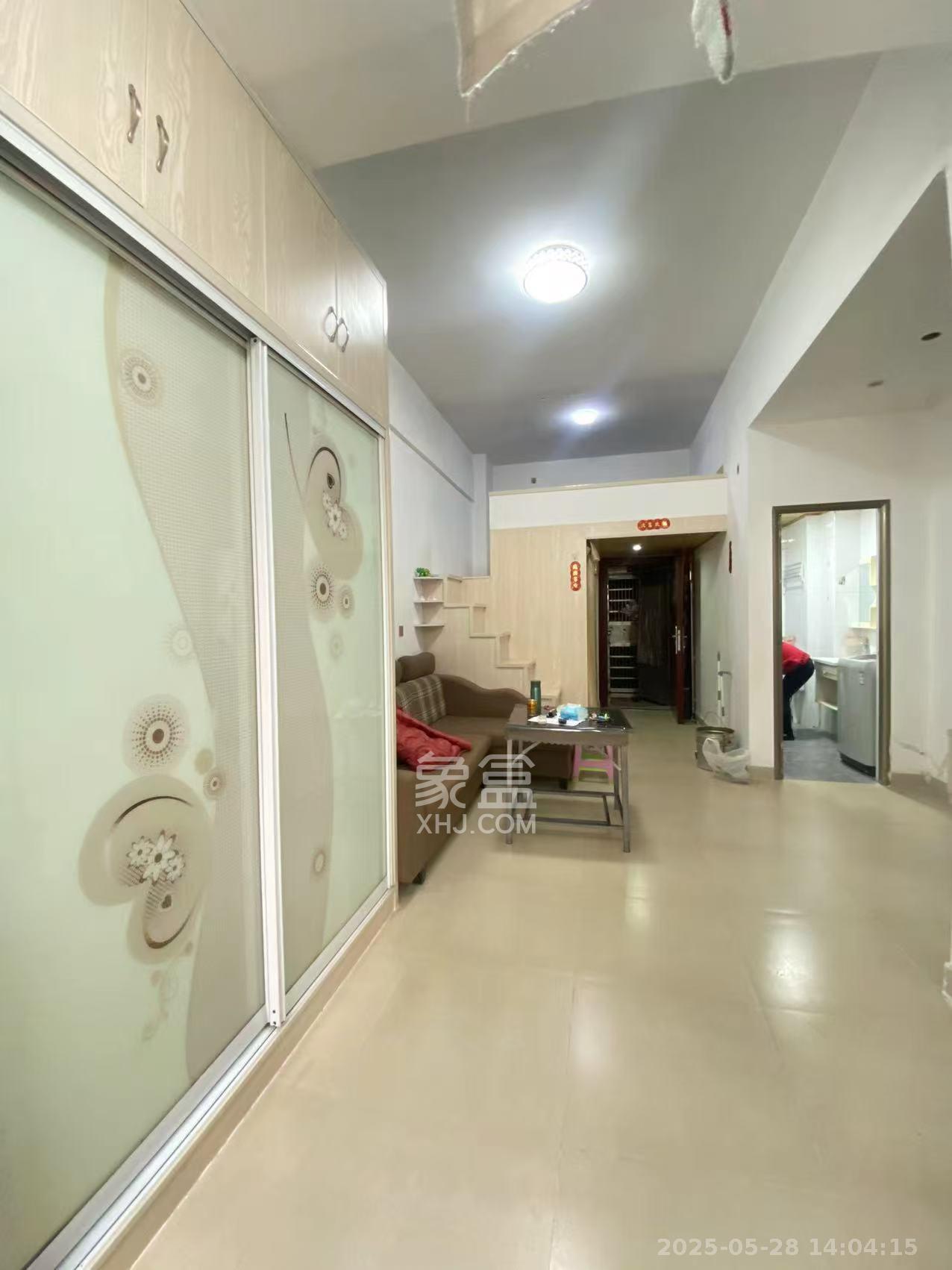 湖湾世景  1室1厅1卫   1400.00元/月室内图