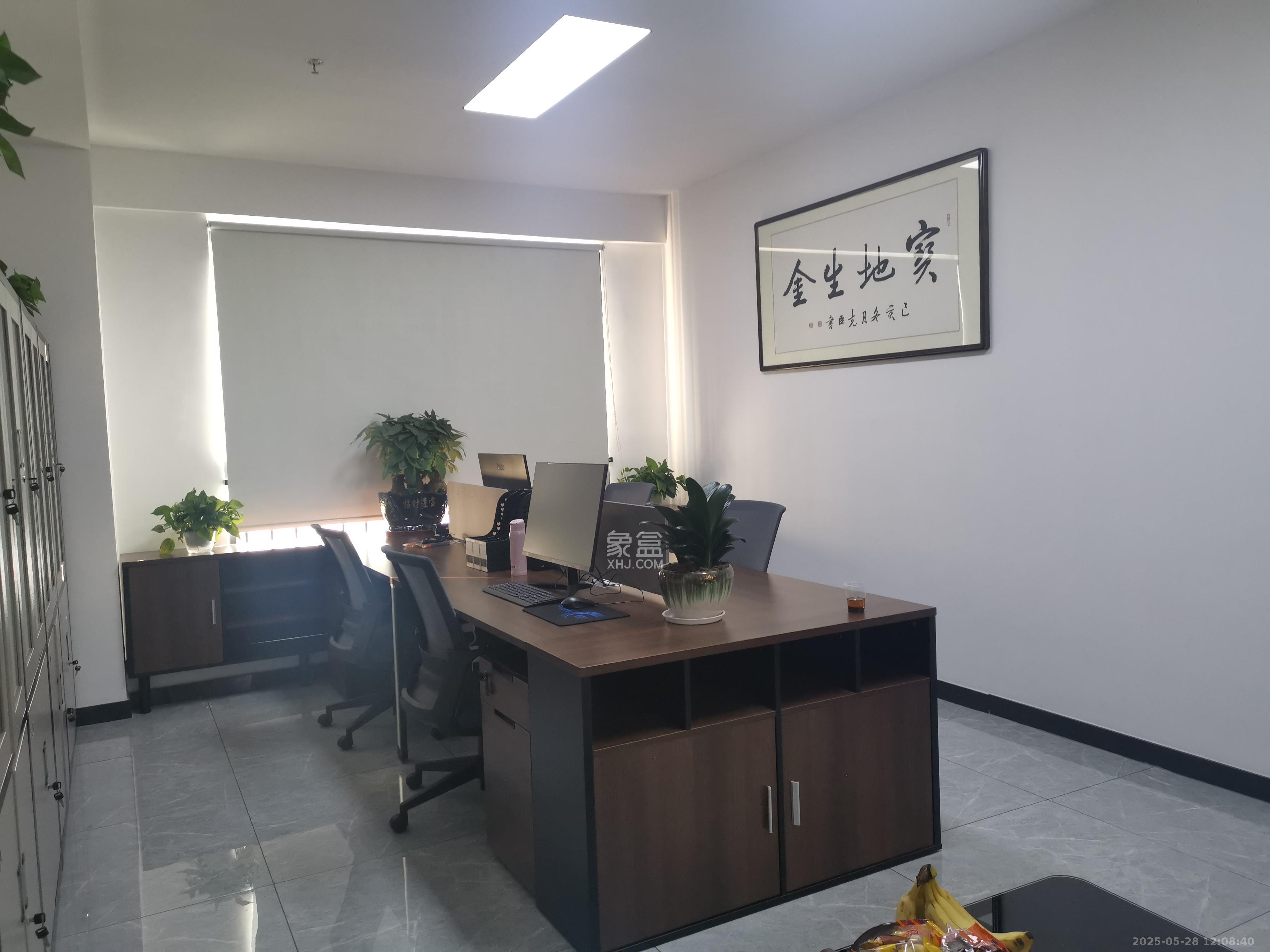 洋湖创富中心   422.0㎡     18000.00元/月室内图