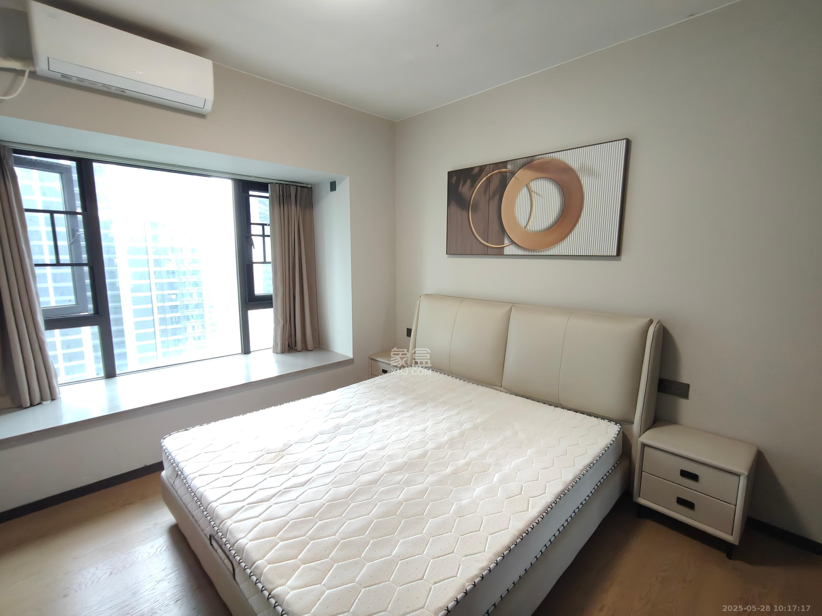 时代梅溪领峰  4室2厅1卫   4300.00元/月室内图