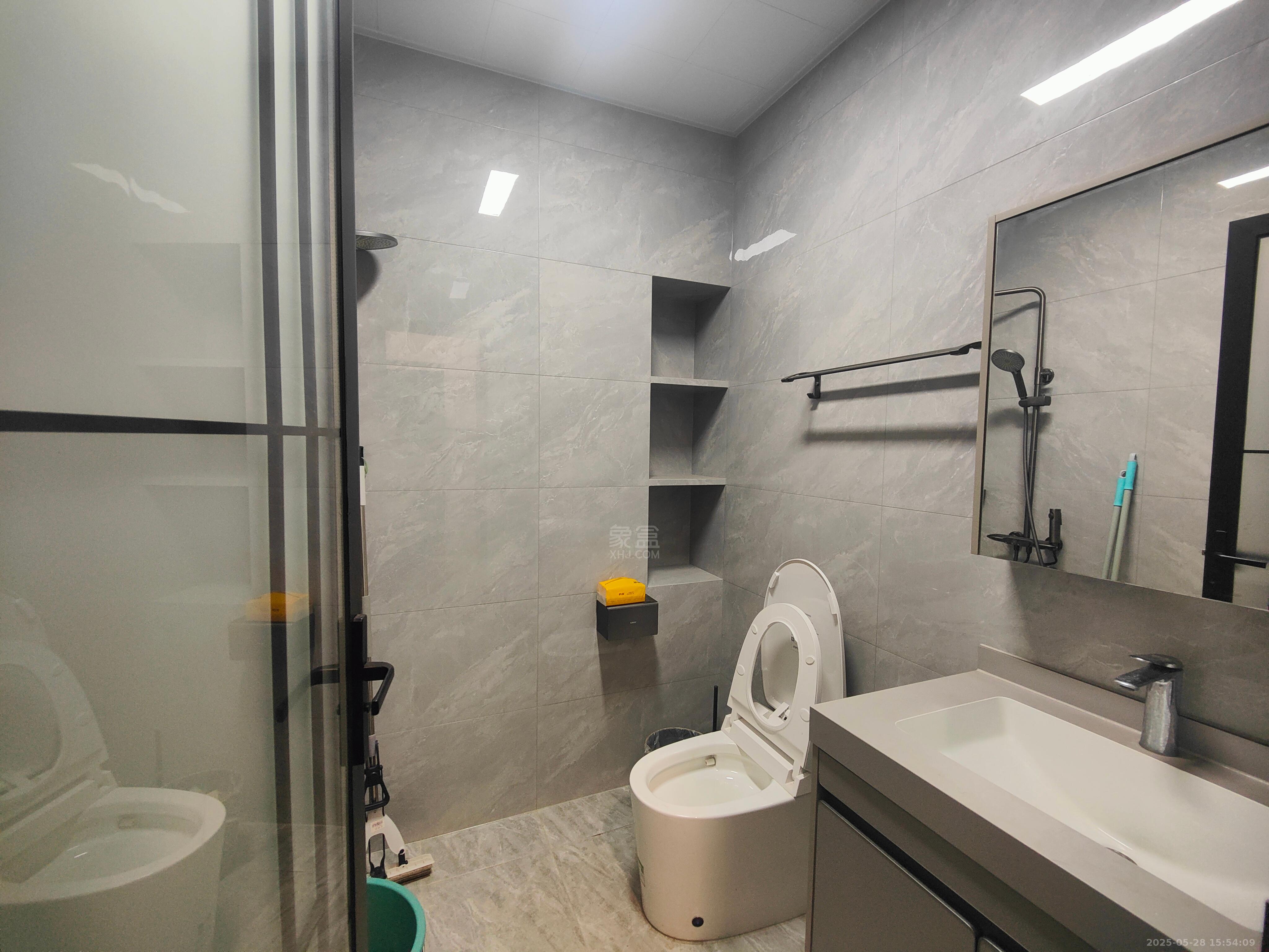 尚格广场 1室1厅1卫 1800.0元/月 尚格广场 1室1厅1卫 1800.0元/月室内图