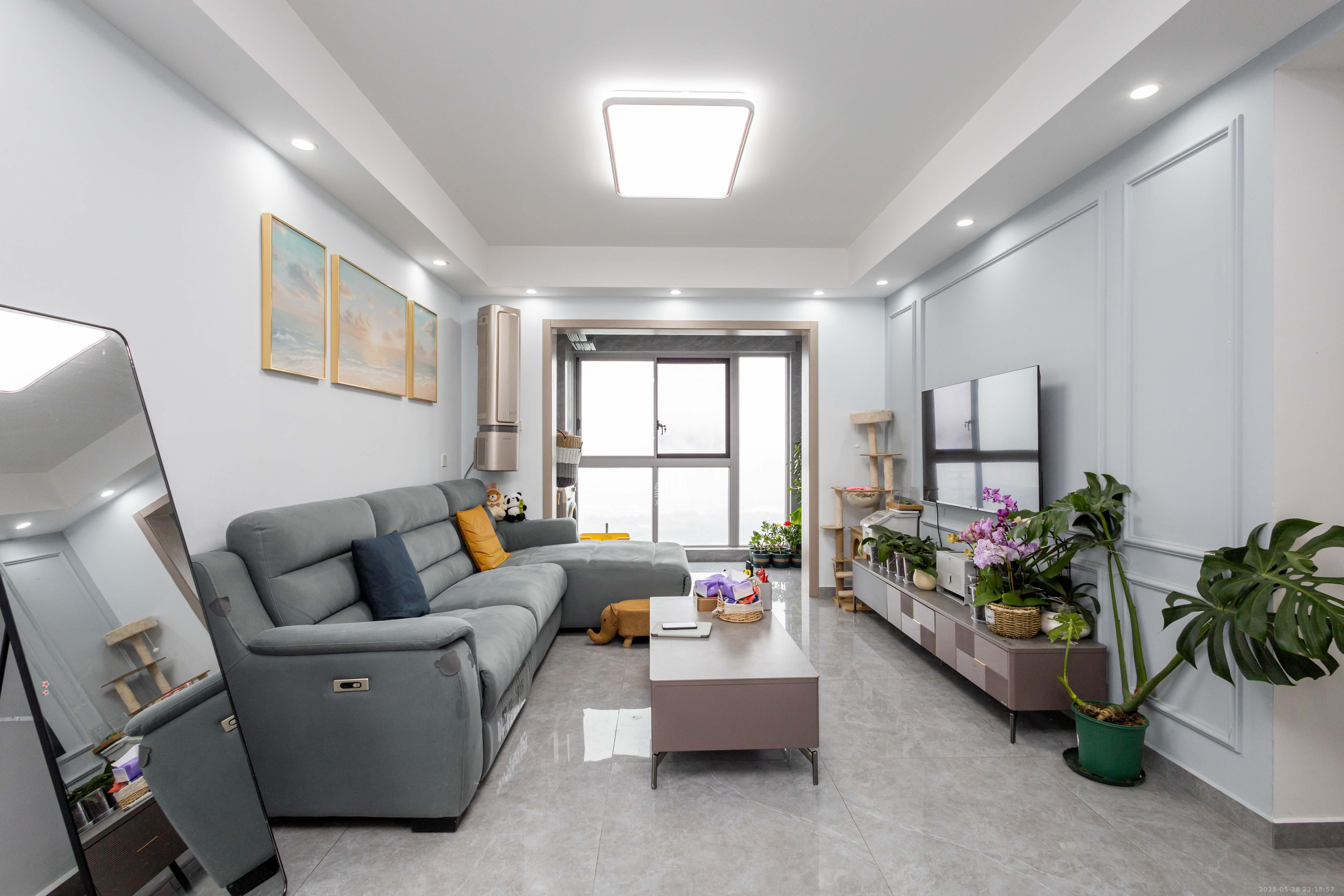 雅居乐新地  3室2厅1卫    85.0万 雅居乐新地  3室2厅1卫    85.0万客厅