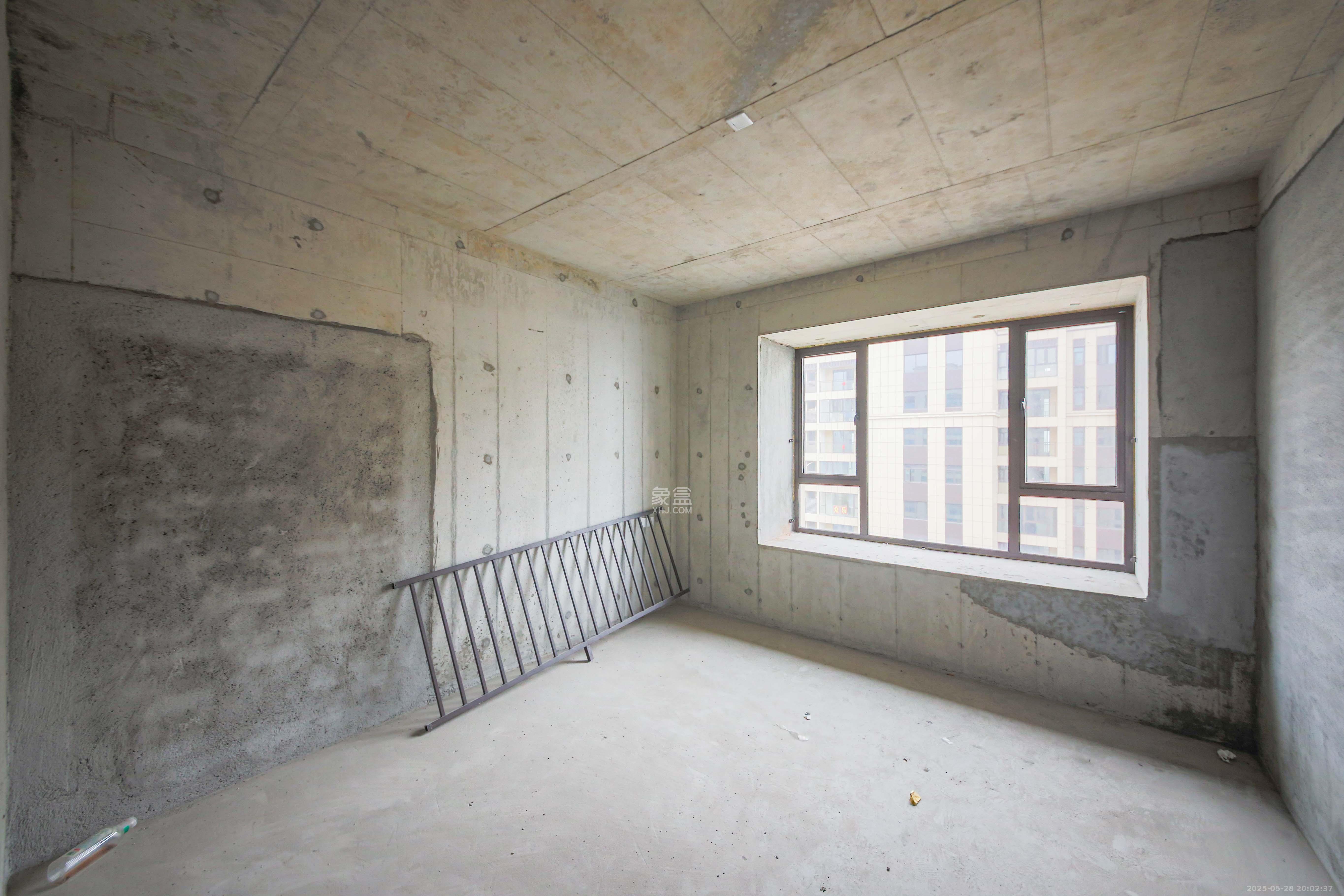 兴铁湘府和园 4室2厅2卫 258.0万 兴铁湘府和园 4室2厅2卫 258.0万卧室