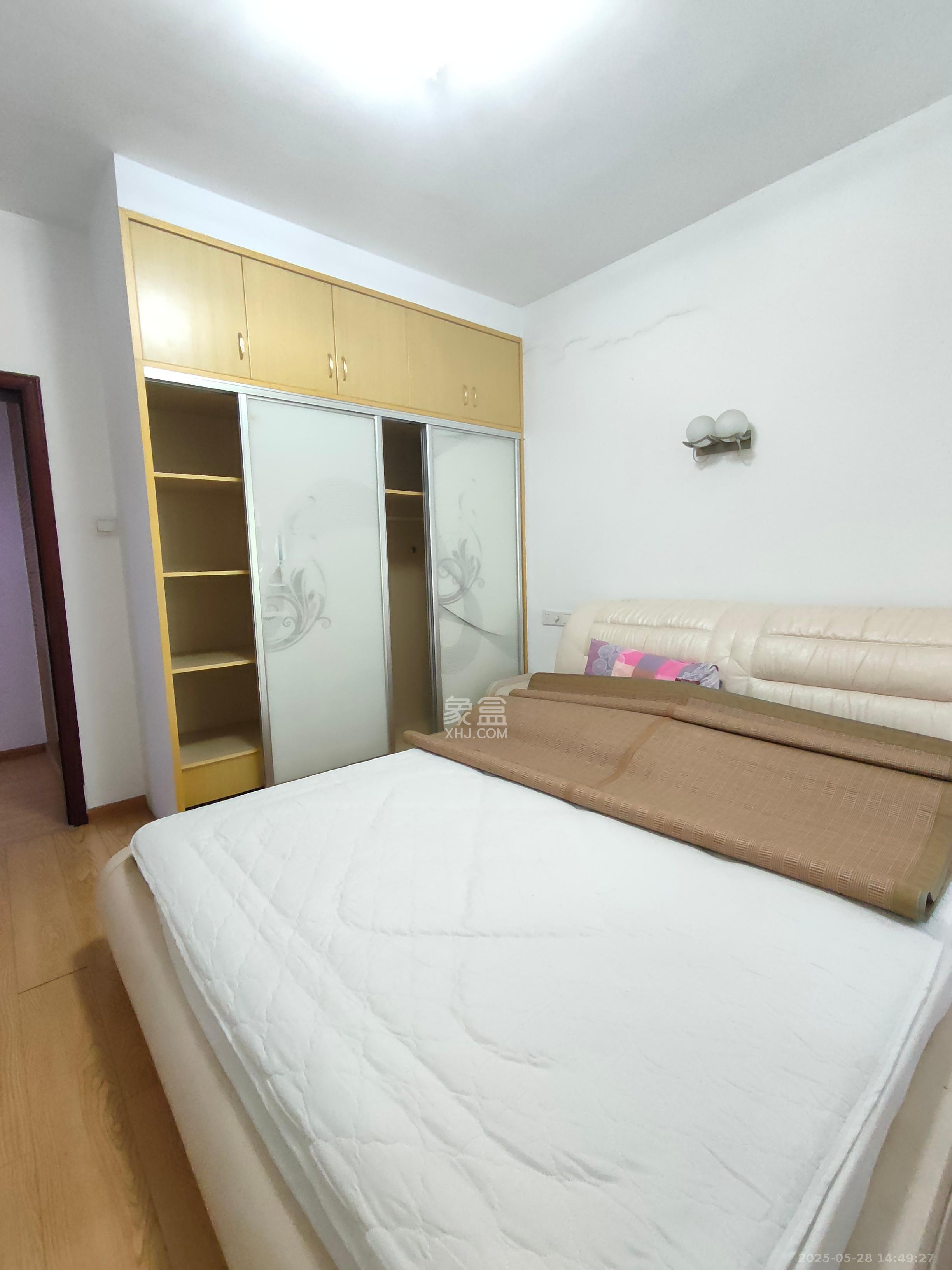 长房时代城 4室2厅2卫 3800.0元/月 长房时代城 4室2厅2卫 3800.0元/月室内图