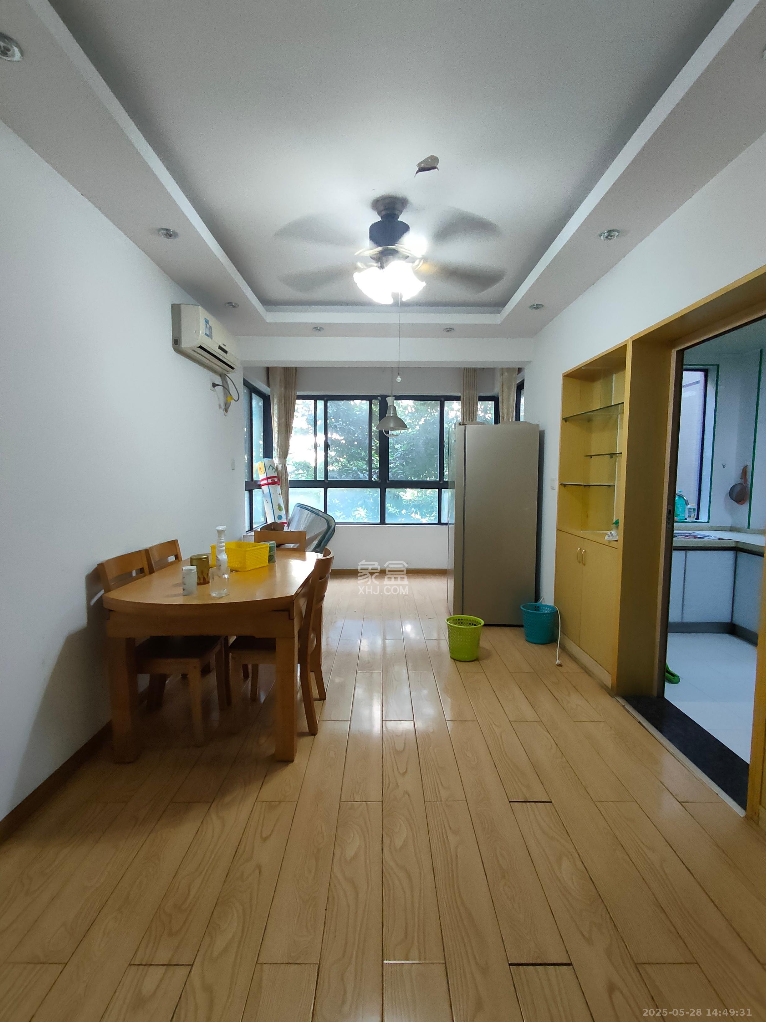 长房时代城 4室2厅2卫 3800.0元/月 长房时代城 4室2厅2卫 3800.0元/月室内图