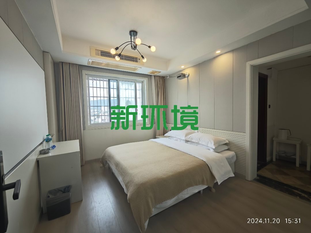 天门大厦  8室1厅8卫   130.00万客厅
