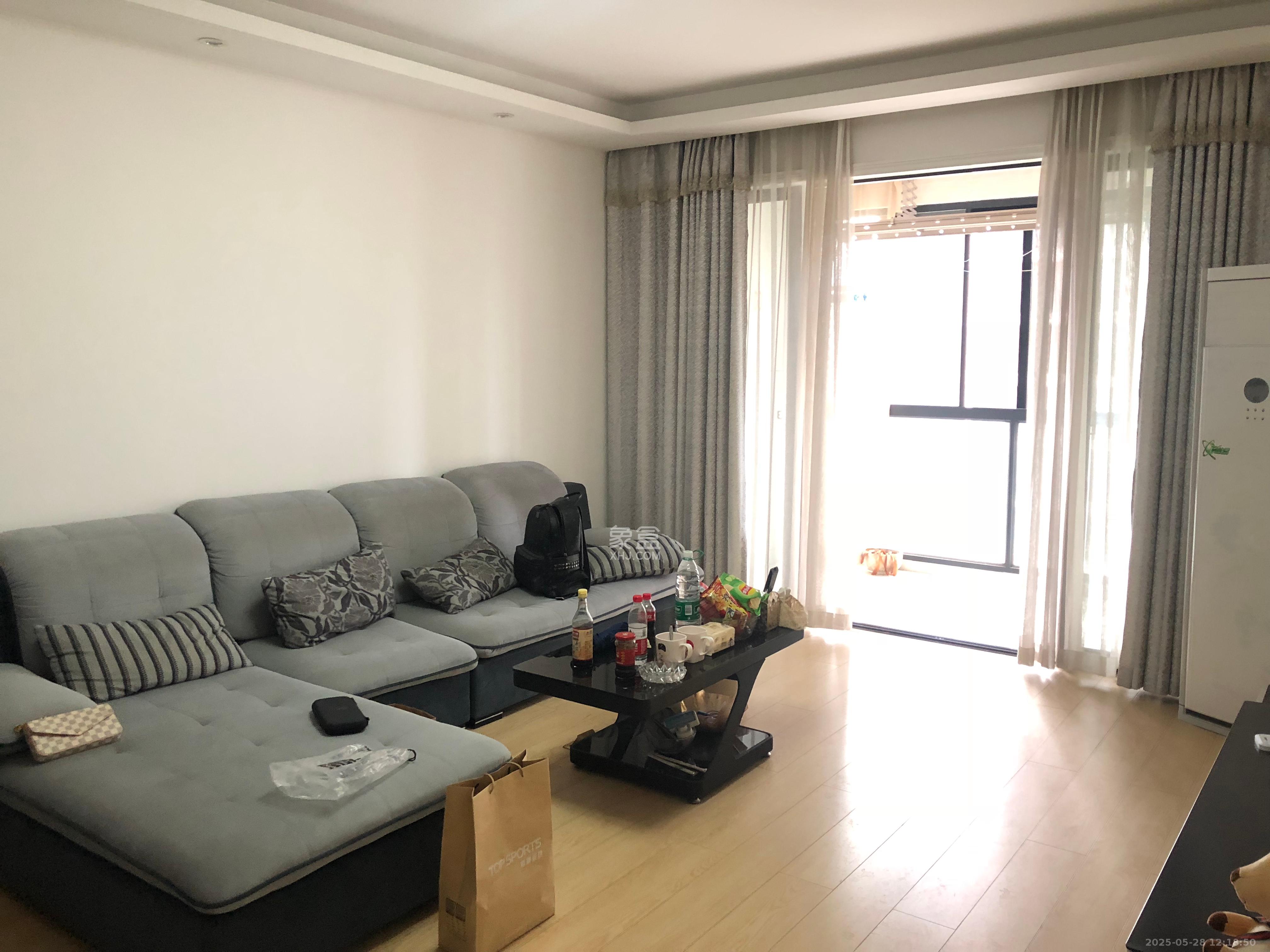 融科东南海  3室2厅1卫   2800.00元/月室内图