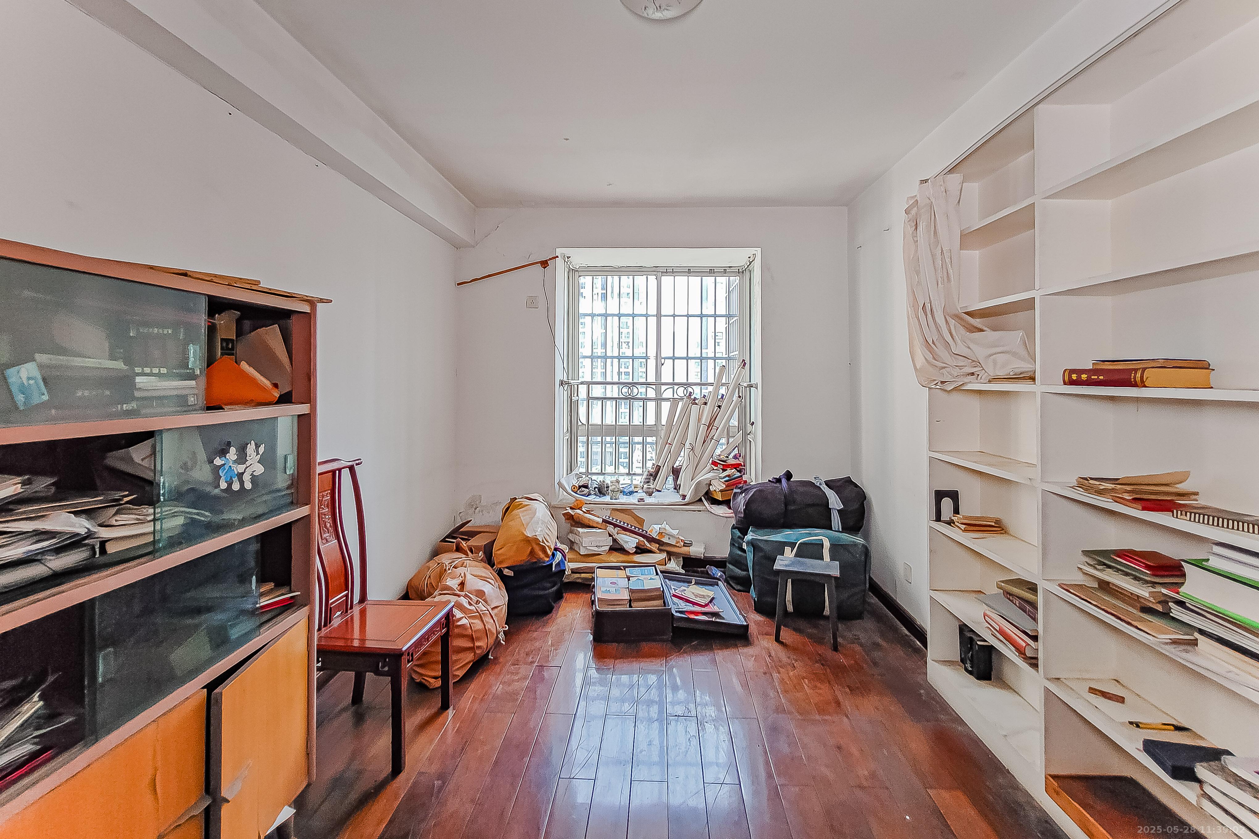 省气象局宿舍  3室2厅2卫    138.0万卧室