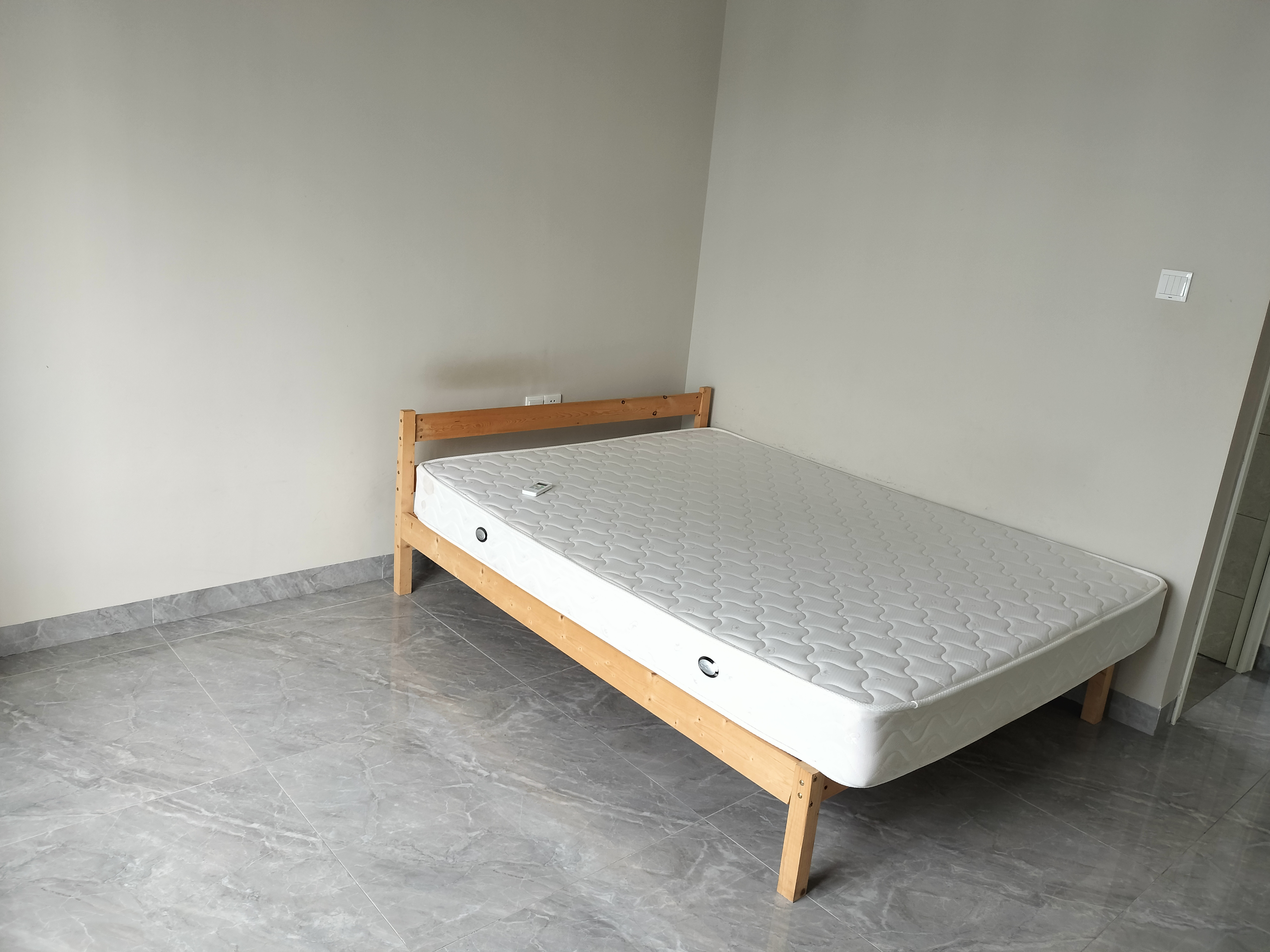 正茂豪庭  3室2厅2卫   2200.00元/月室内图