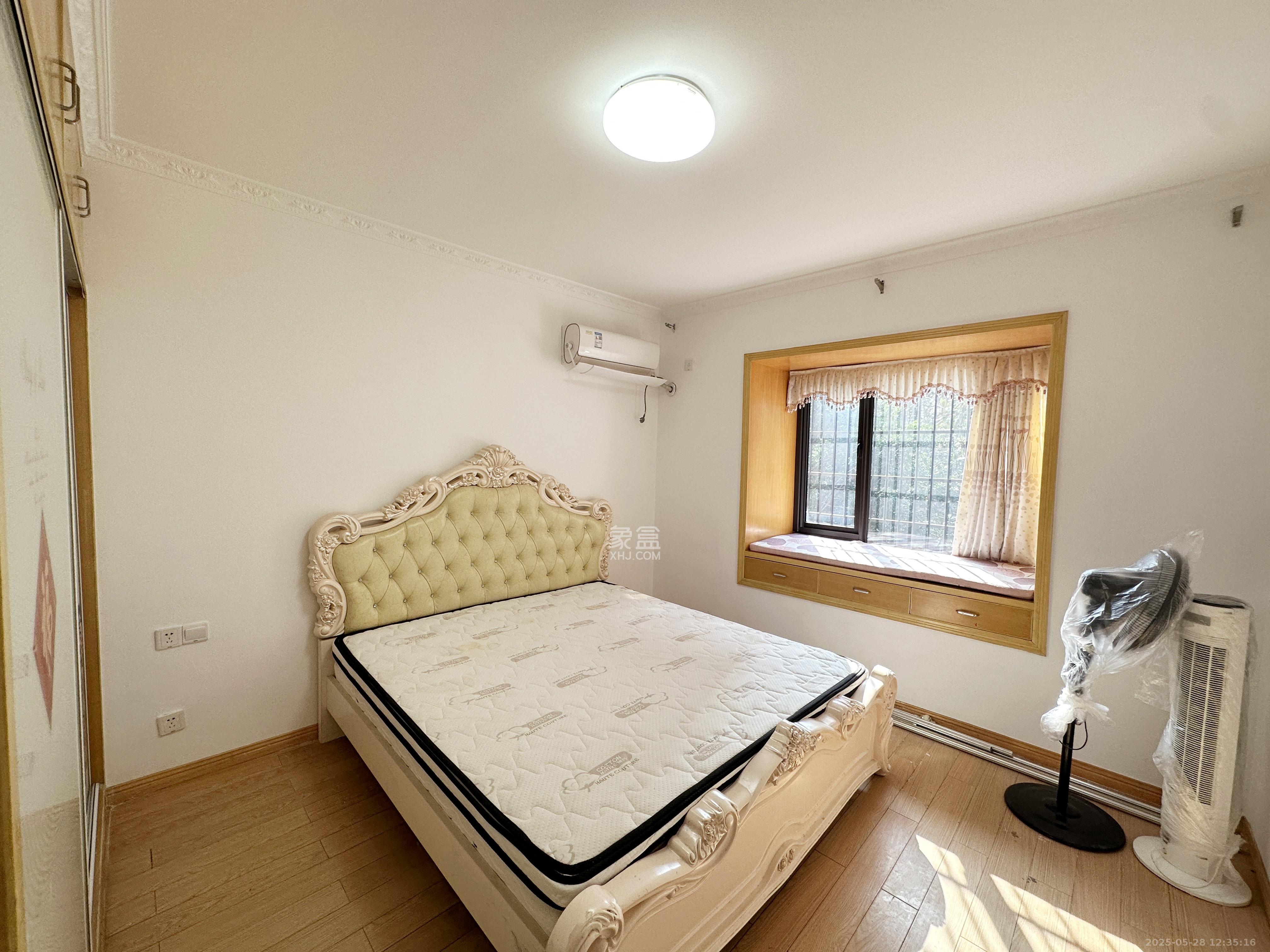 保利麓谷林语E区  3室2厅1卫   2300.00元/月室内图