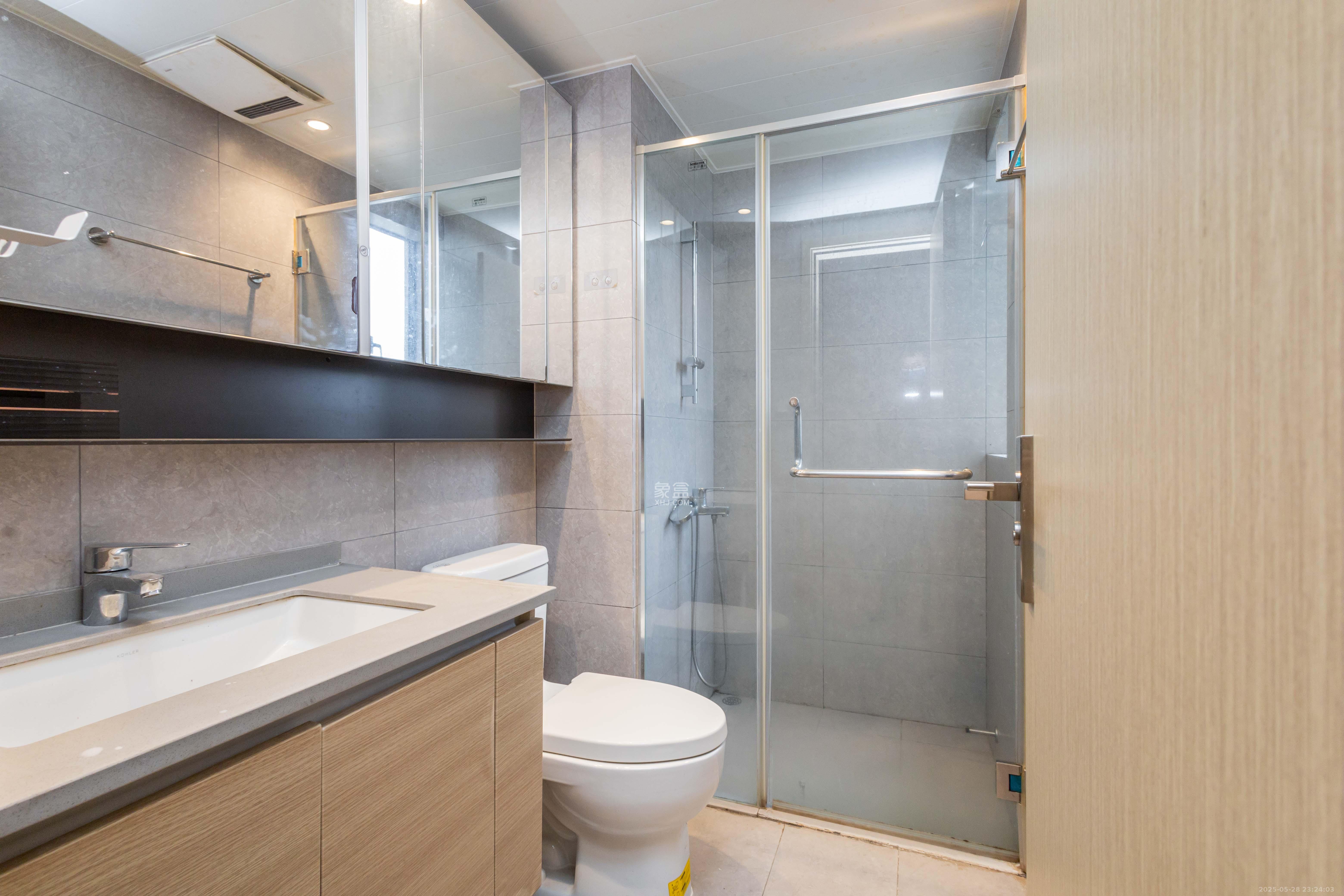 时代印记(长沙时代印记花园)  4室2厅2卫    145.0万 时代印记(长沙时代印记花园)  4室2厅2卫    145.0万卫生间