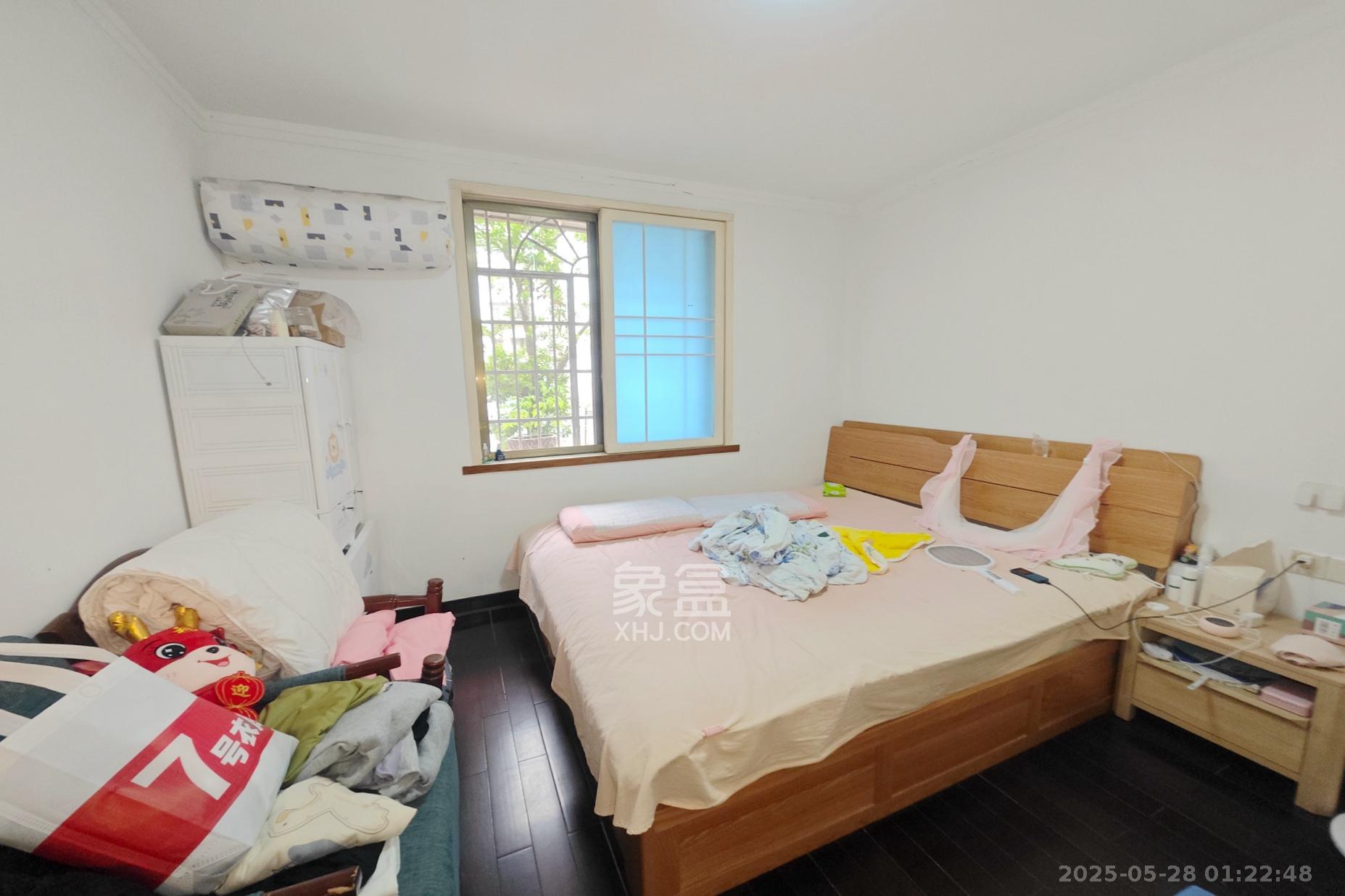 狮子山二片  3室2厅1卫    82.0万卧室